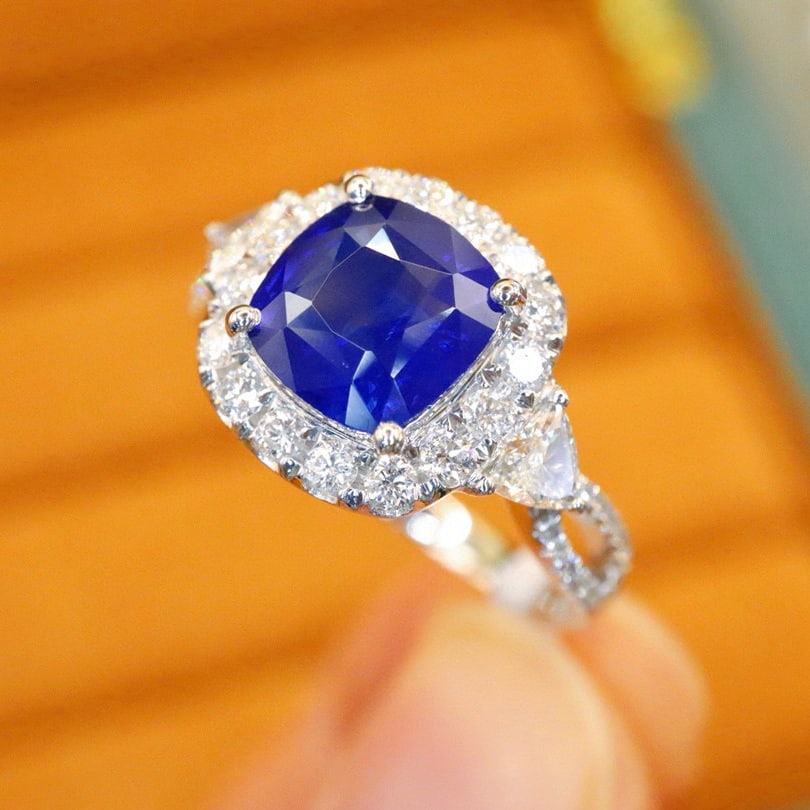 14k Gold 2.26 Ctw Natural Sapphire & Diamond Ring - 2