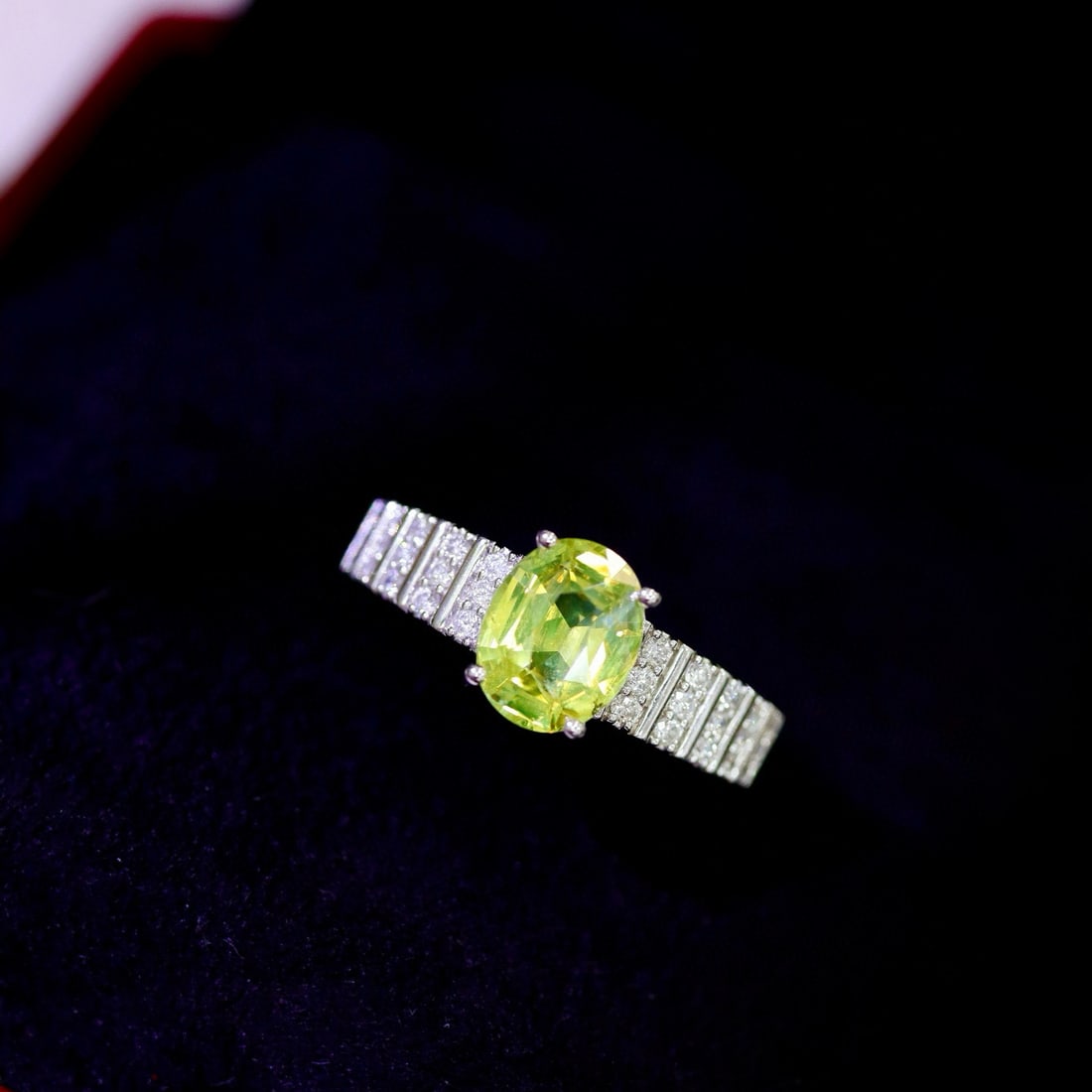 14k Gold 1.94 Ctw Natural Chrysoberyl & Diamond Ring - 2