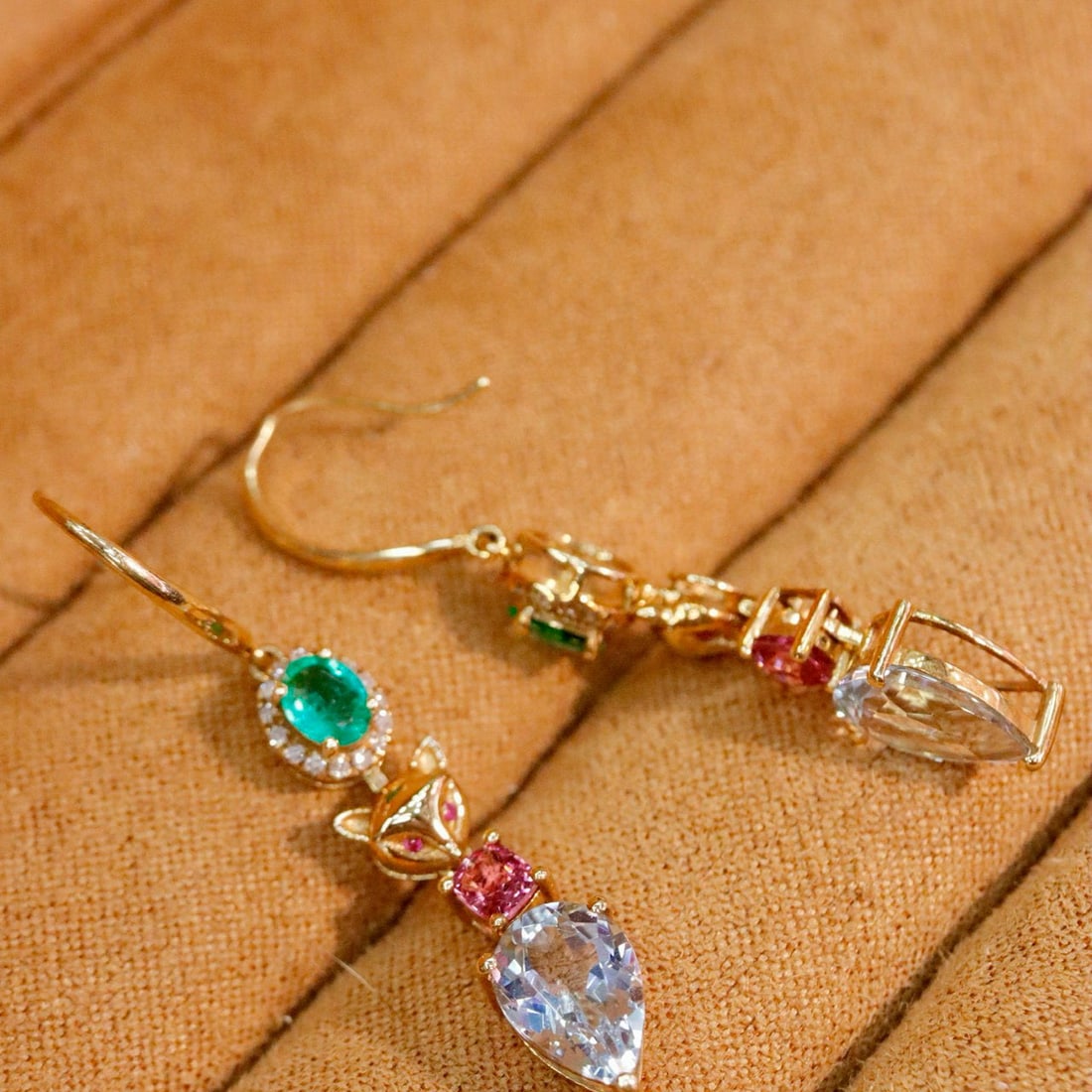 14k Gold 2.40 Ctw Natural Aquamarine & Diamond Earrings - 4