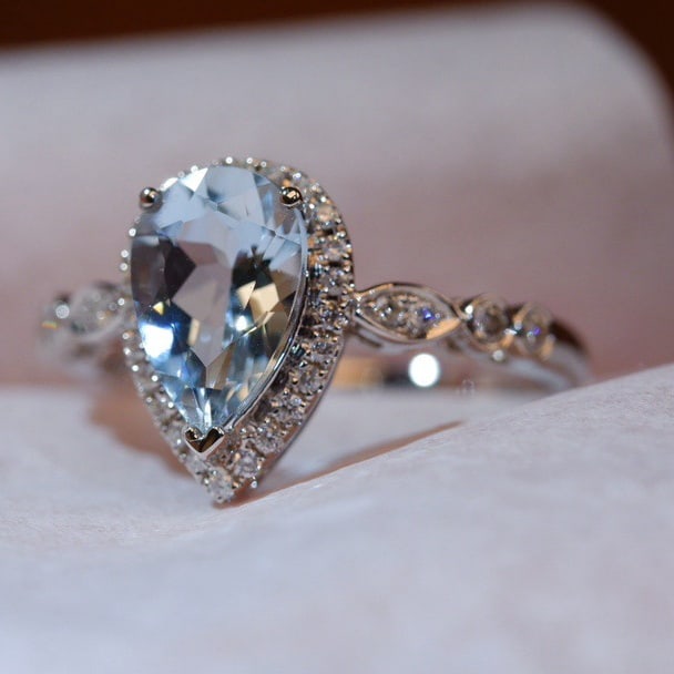 14k Gold 1.17 Ctw Natural Aquamarine & Diamond Ring - 6