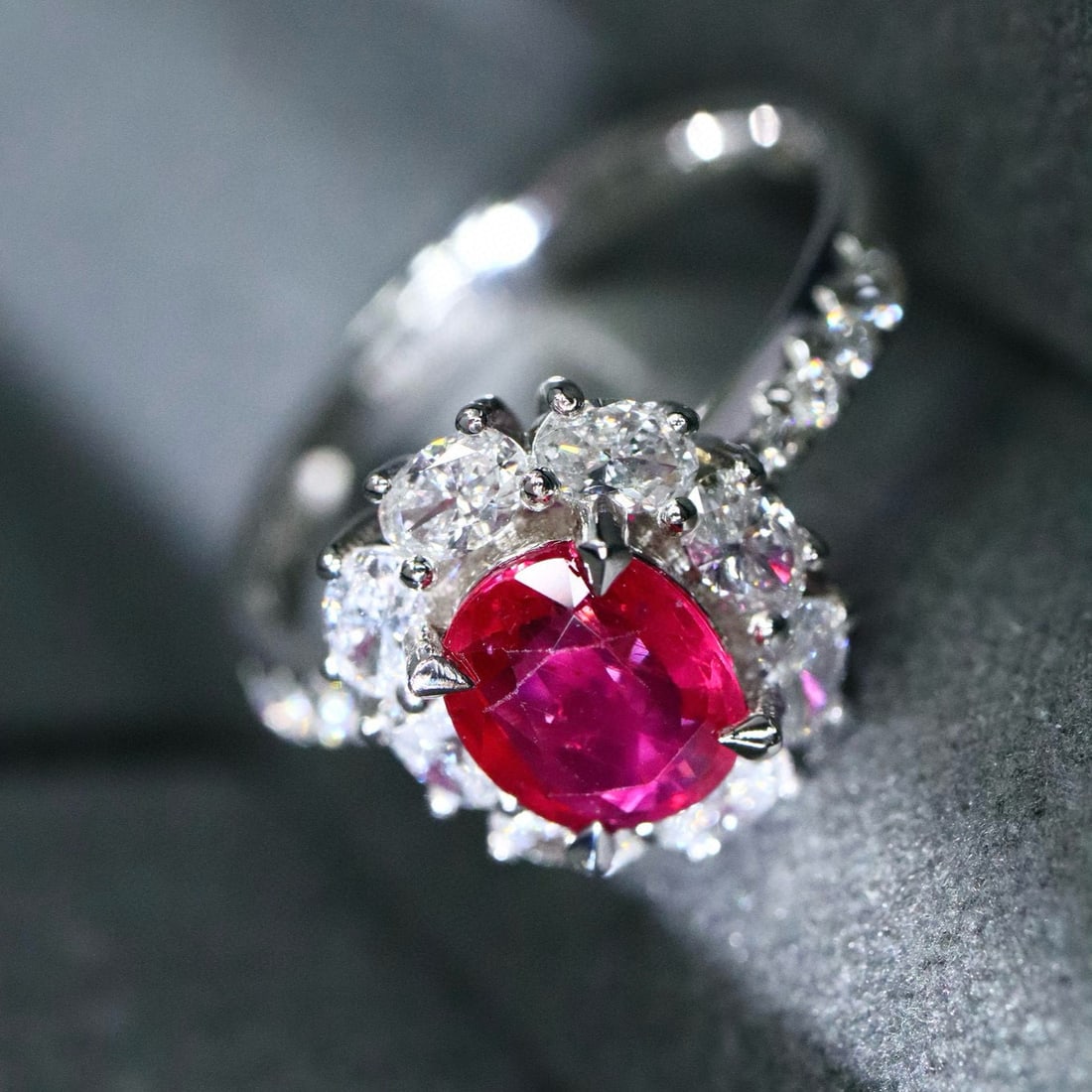 14k Gold 1.21 Ctw Natural Ruby & Diamond Ring - 3