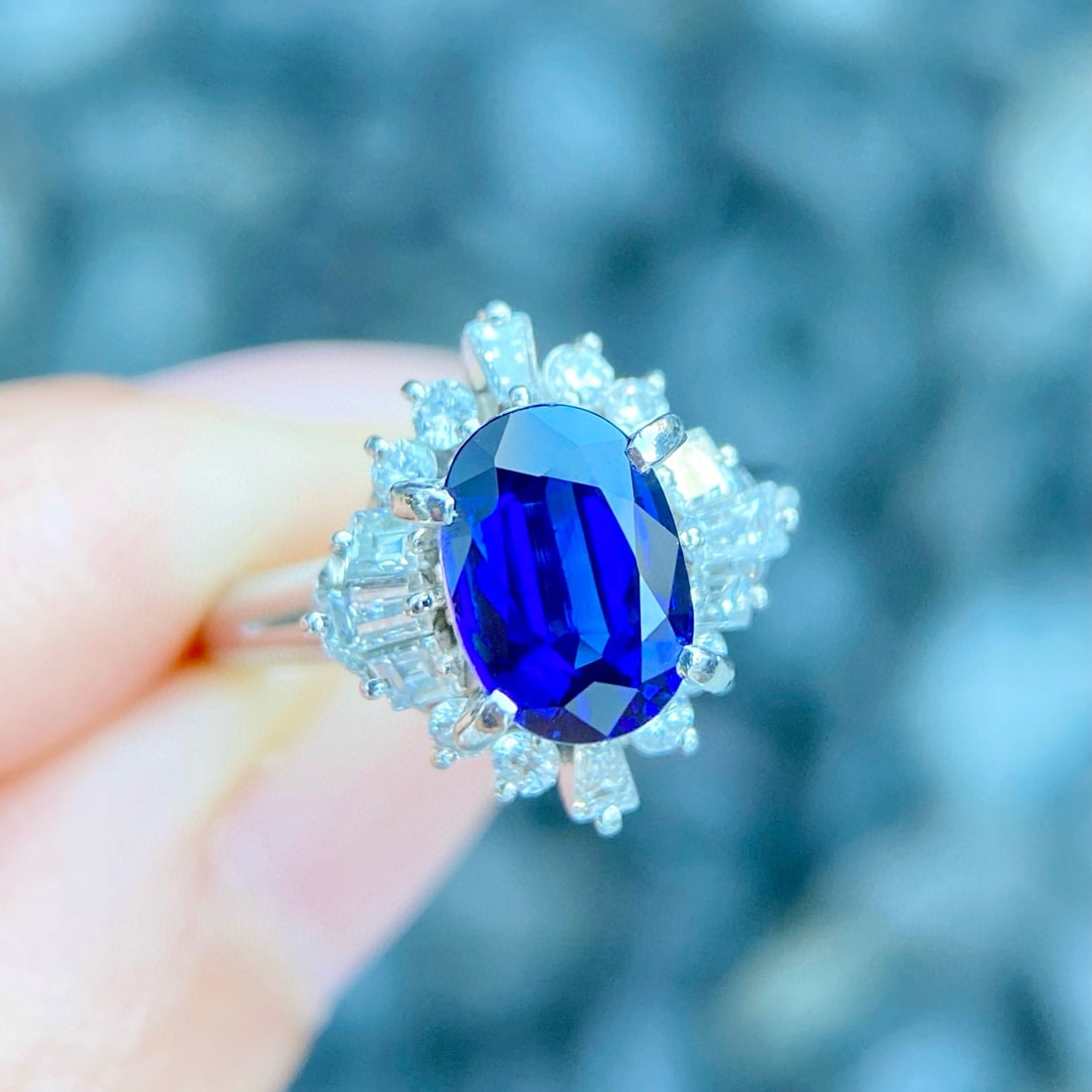 14k Gold 2.30 Ctw Natural Sapphire & Diamond Ring - 3