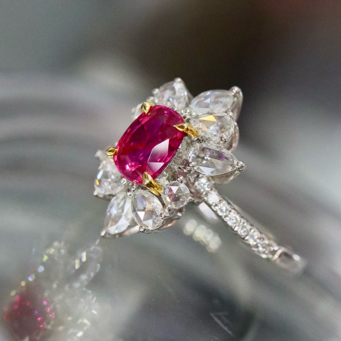 14k Gold 1.80 Ctw Natural Ruby & Diamond Ring - 4