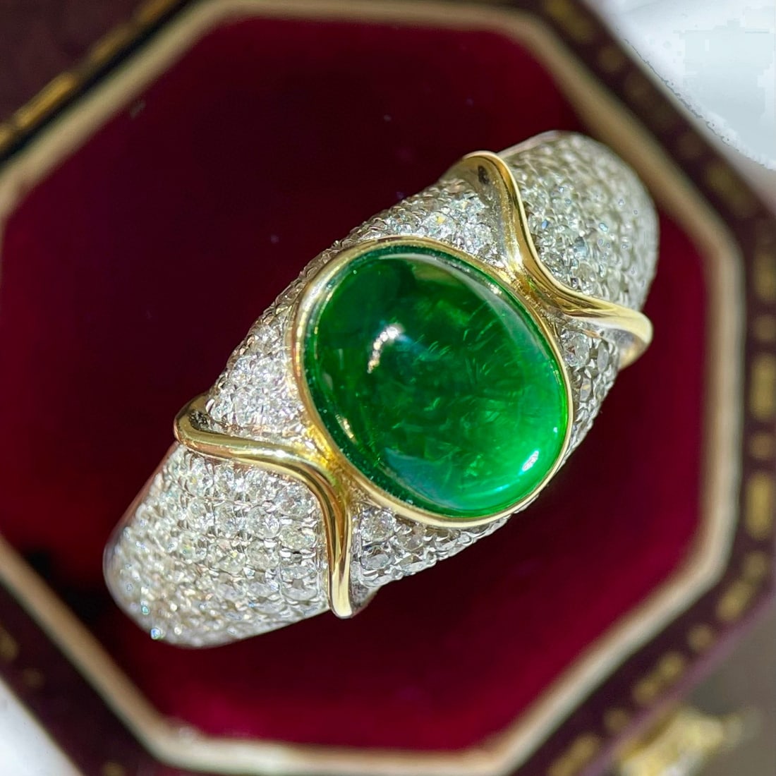14k Gold 2.68 Ctw Vivid Green Natural Emerald & Diamond Ring - 2