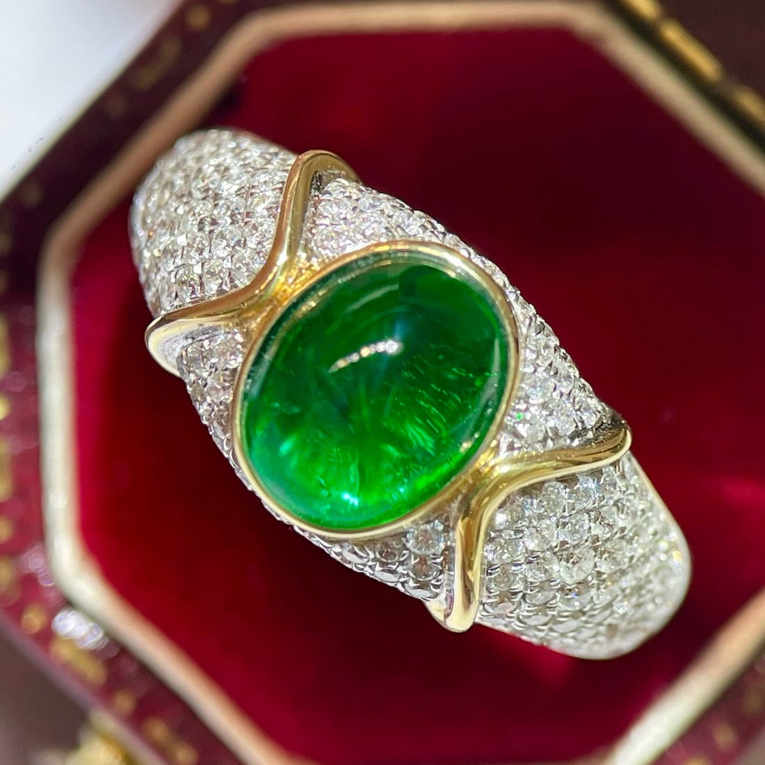 14k Gold 2.68 Ctw Vivid Green Natural Emerald & Diamond Ring - 3