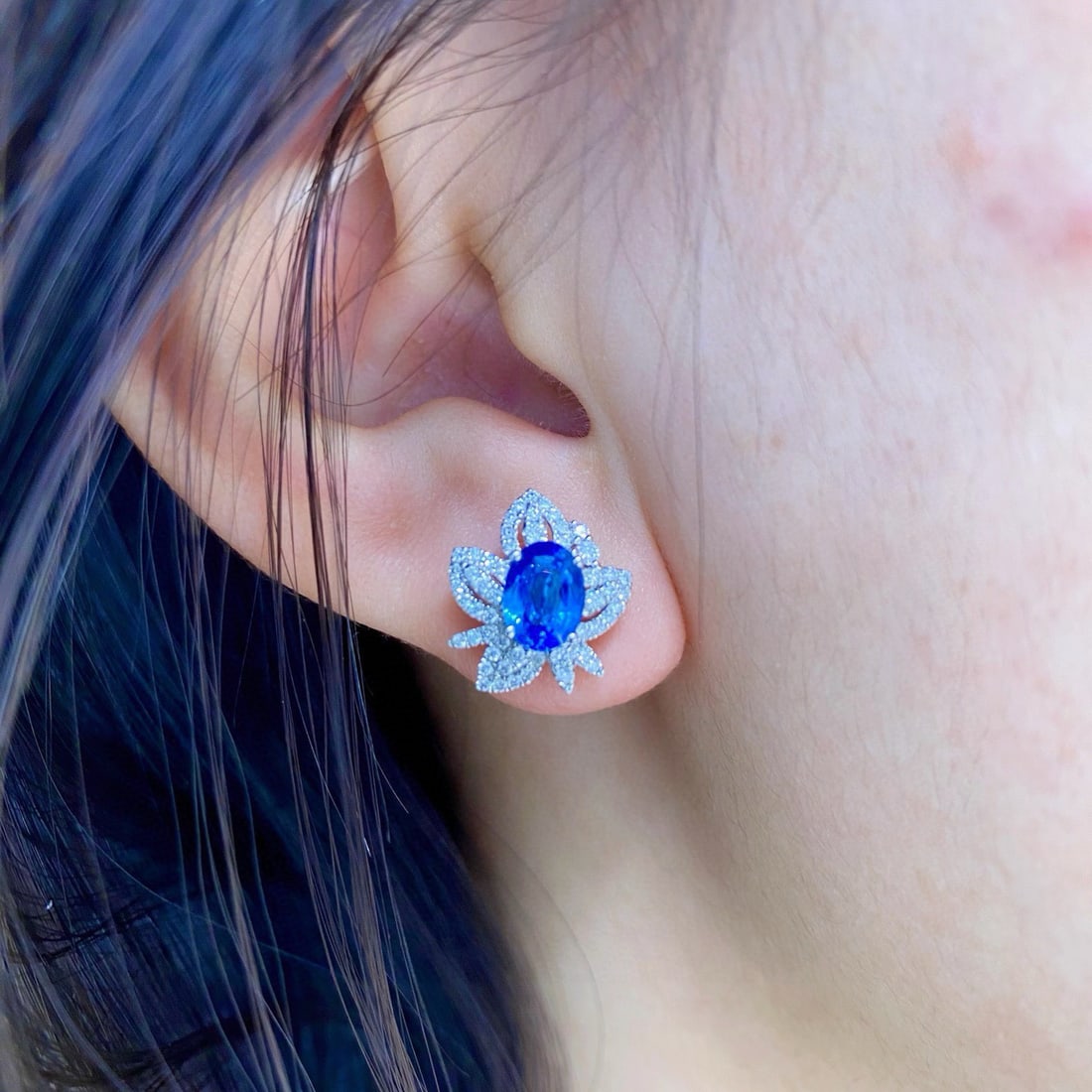 14k Gold 2.11 Ctw Natural Sapphire & Diamond Earrings - 5