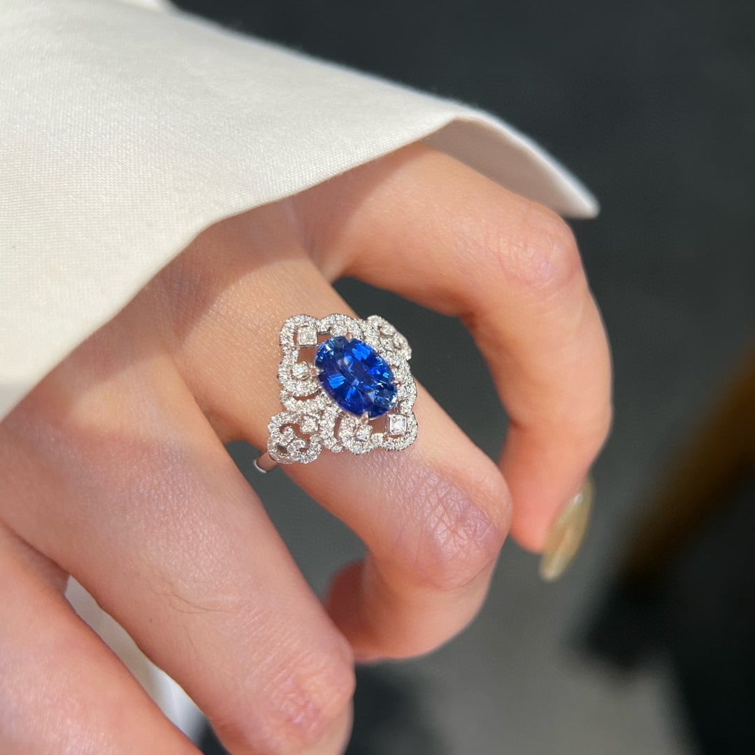 14k Gold 2.27 Ctw Natural Sapphire & Diamond Ring - 4