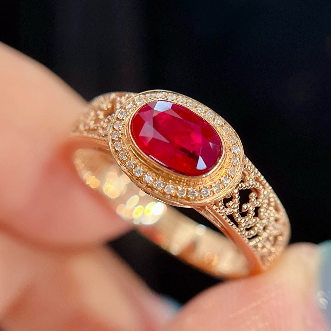 14k Gold 1.10 Ct Vivid Red Natural Ruby & Diamond Ring - 4