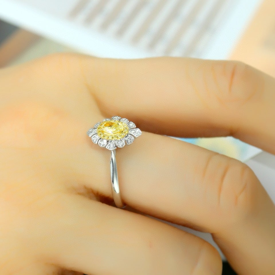 14k Gold 0.33 Ctw Natural Yellow Diamond & Diamond Ring - 5