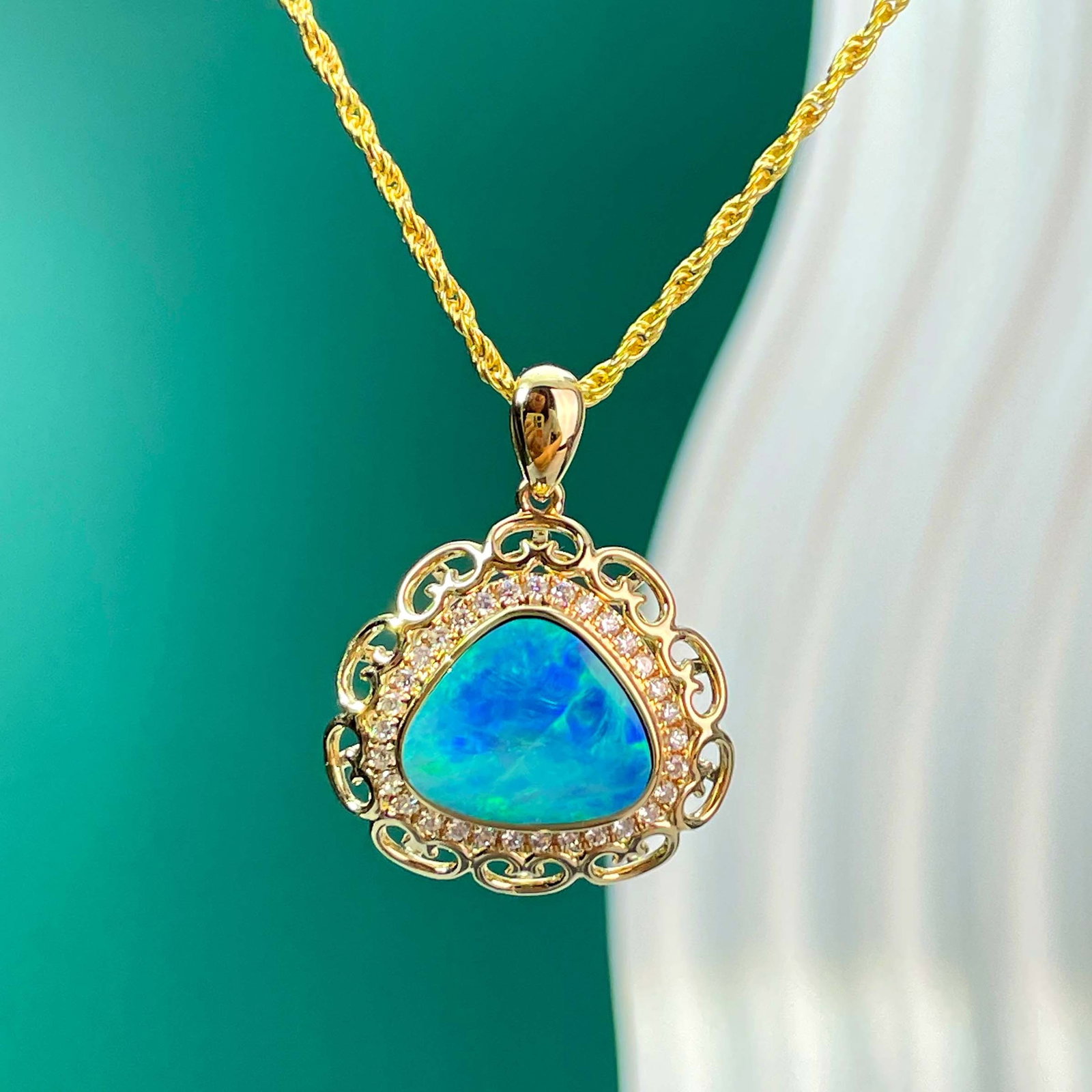 14k Gold 1.72 Ct Natural Opal & Diamond Pendant( Without Chain ) - 2