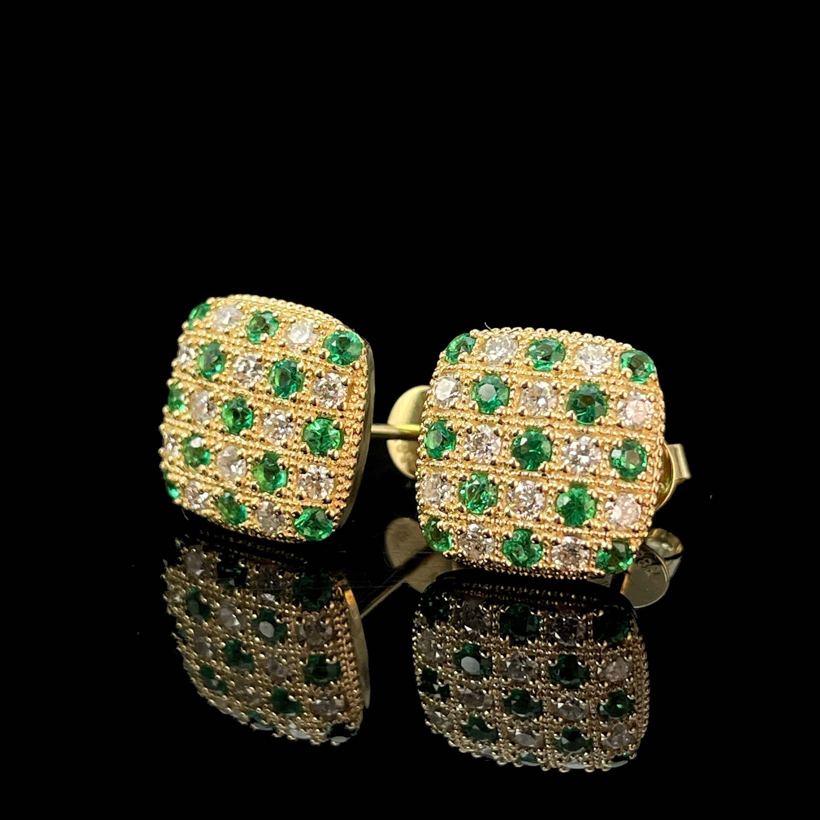 14k Gold 0.95 Ctw Natural Emerald & Diamond Earrings - 3