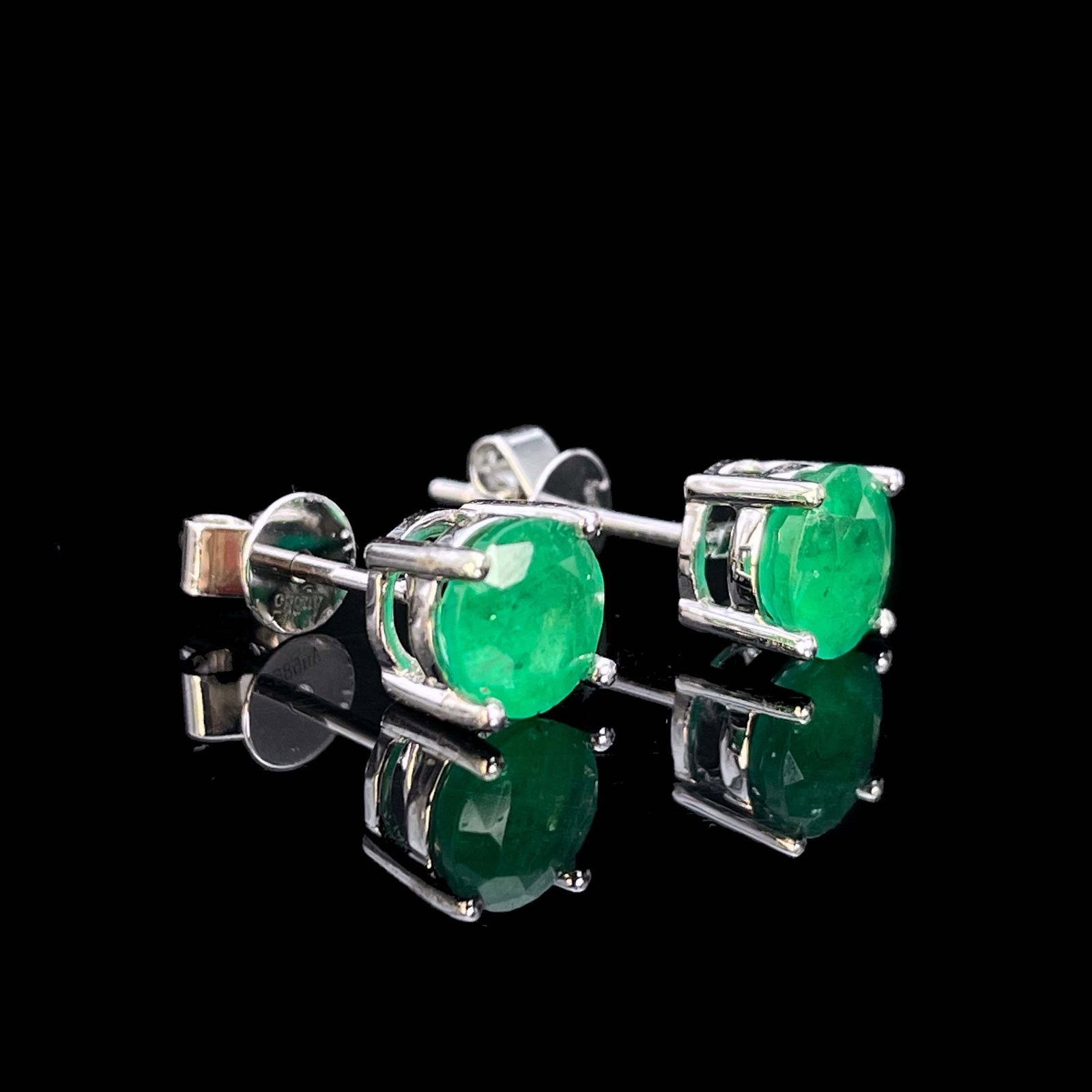 14k Gold 1.55 Ct Natural Emerald Earrings - 2