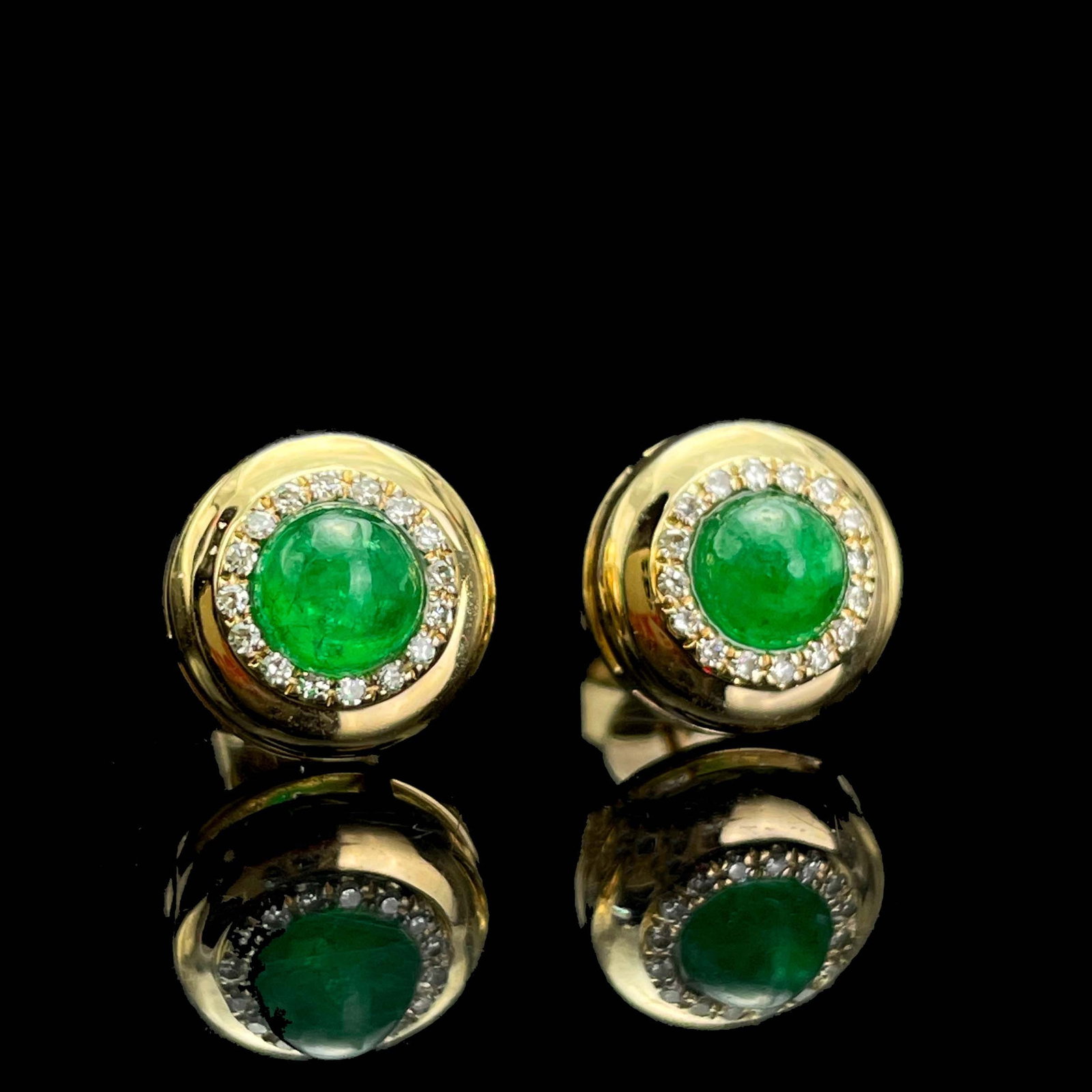 14k Gold 0.97 Ctw Natural Emerald & Diamond Earrings - 2