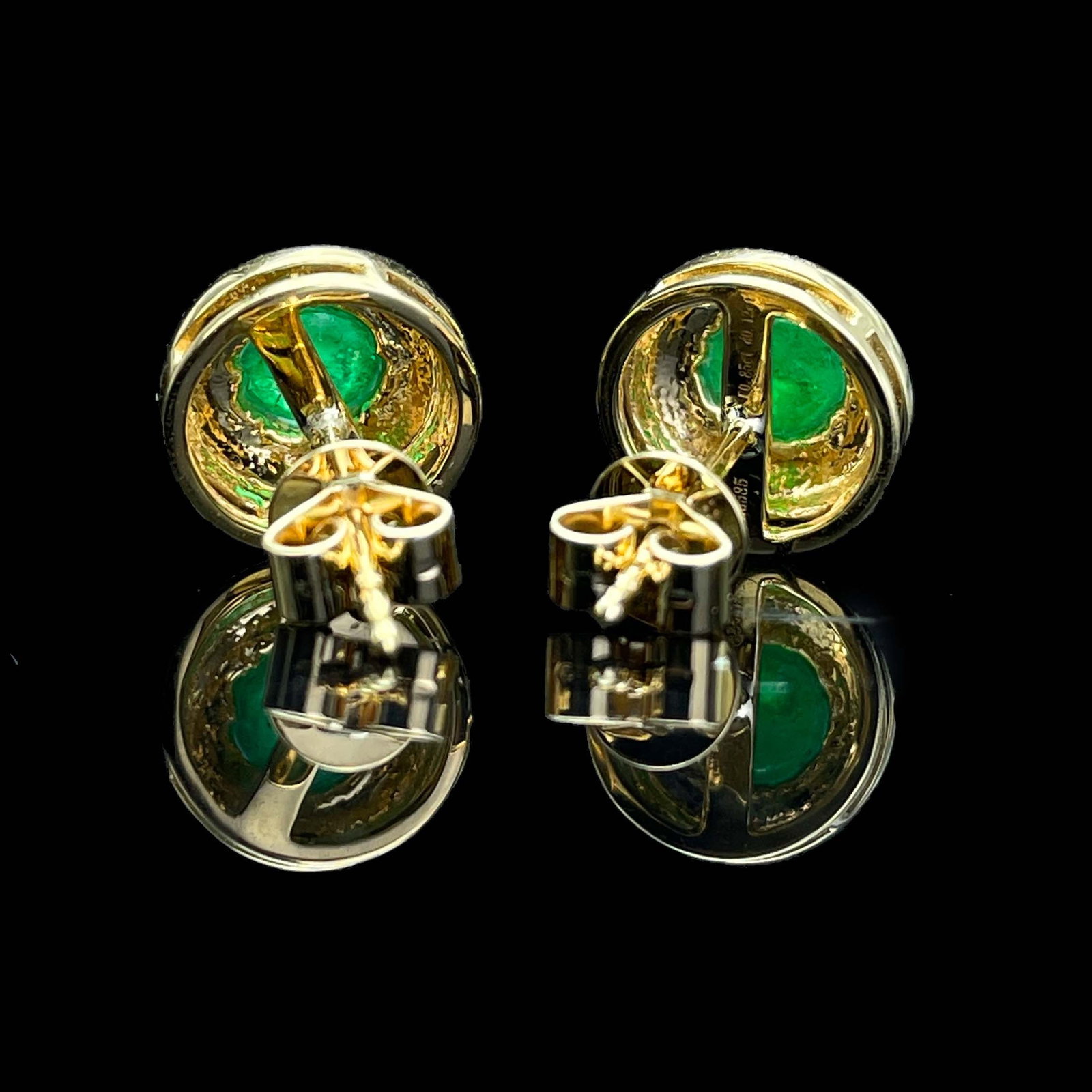 14k Gold 0.97 Ctw Natural Emerald & Diamond Earrings - 4
