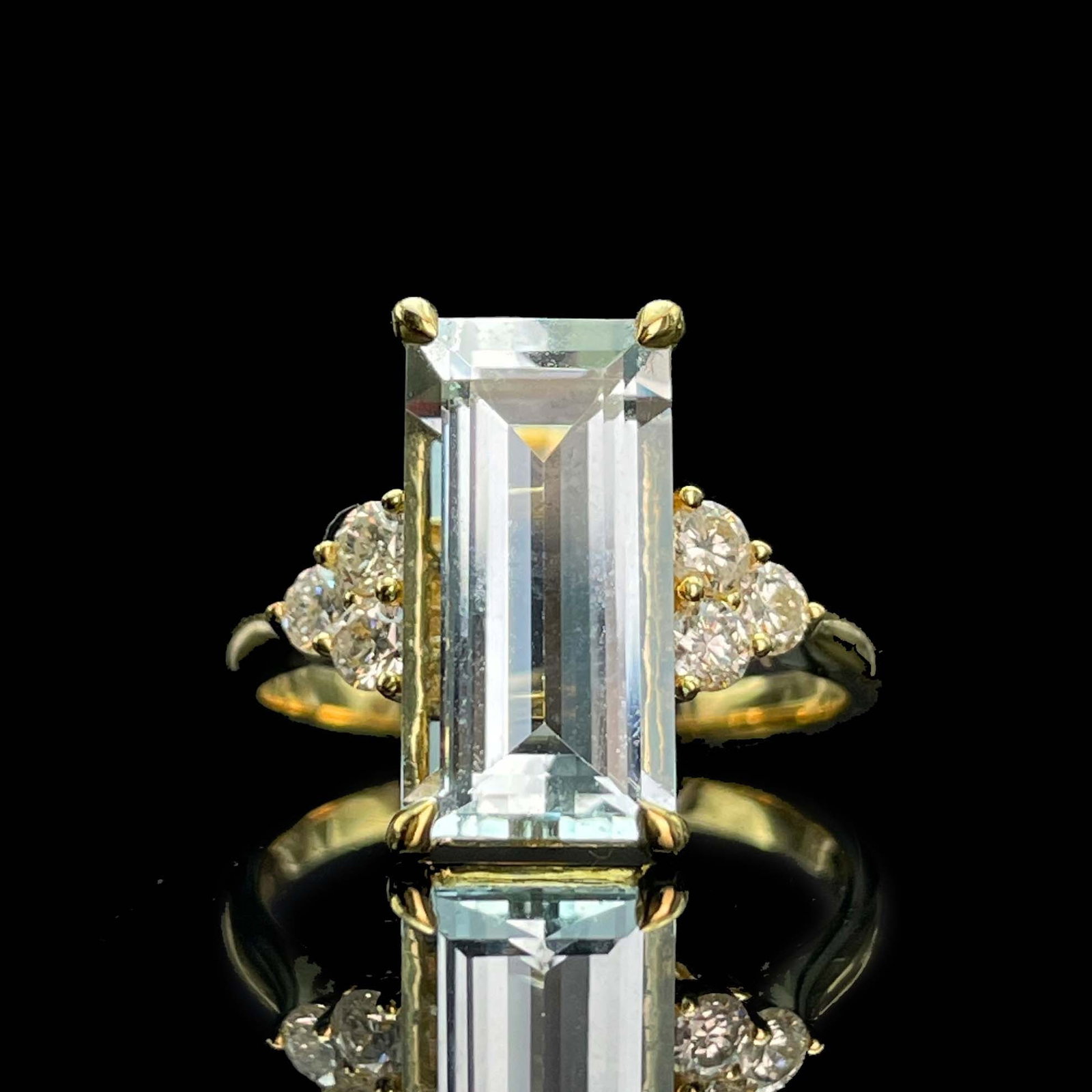 14k Gold 3.76 Ctw Natural Aquamarine & Diamond Ring - 2