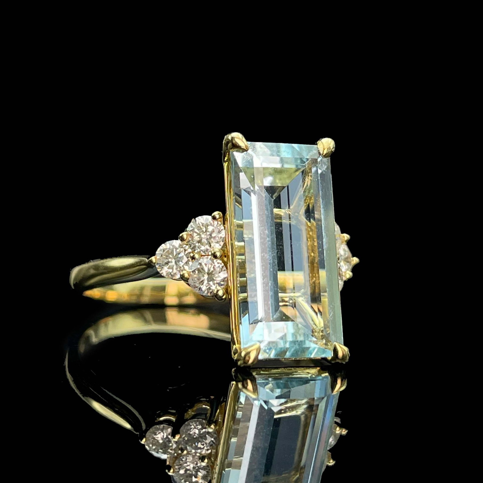 14k Gold 3.76 Ctw Natural Aquamarine & Diamond Ring - 3