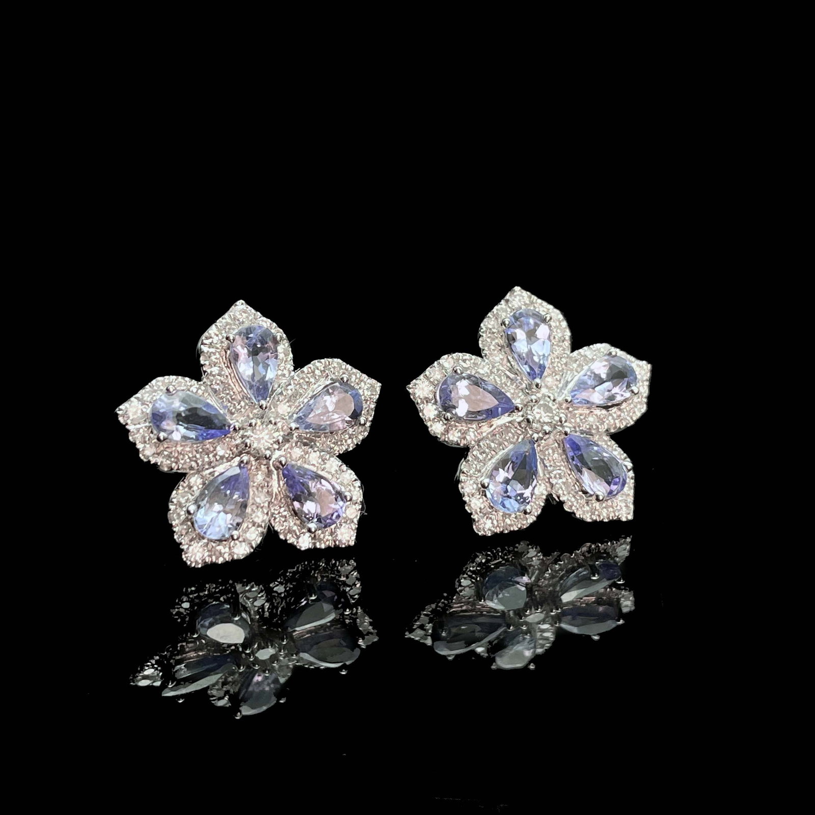 14k Gold 2.62 Ctw Natural Tanzanite & Diamond Earrings - 3