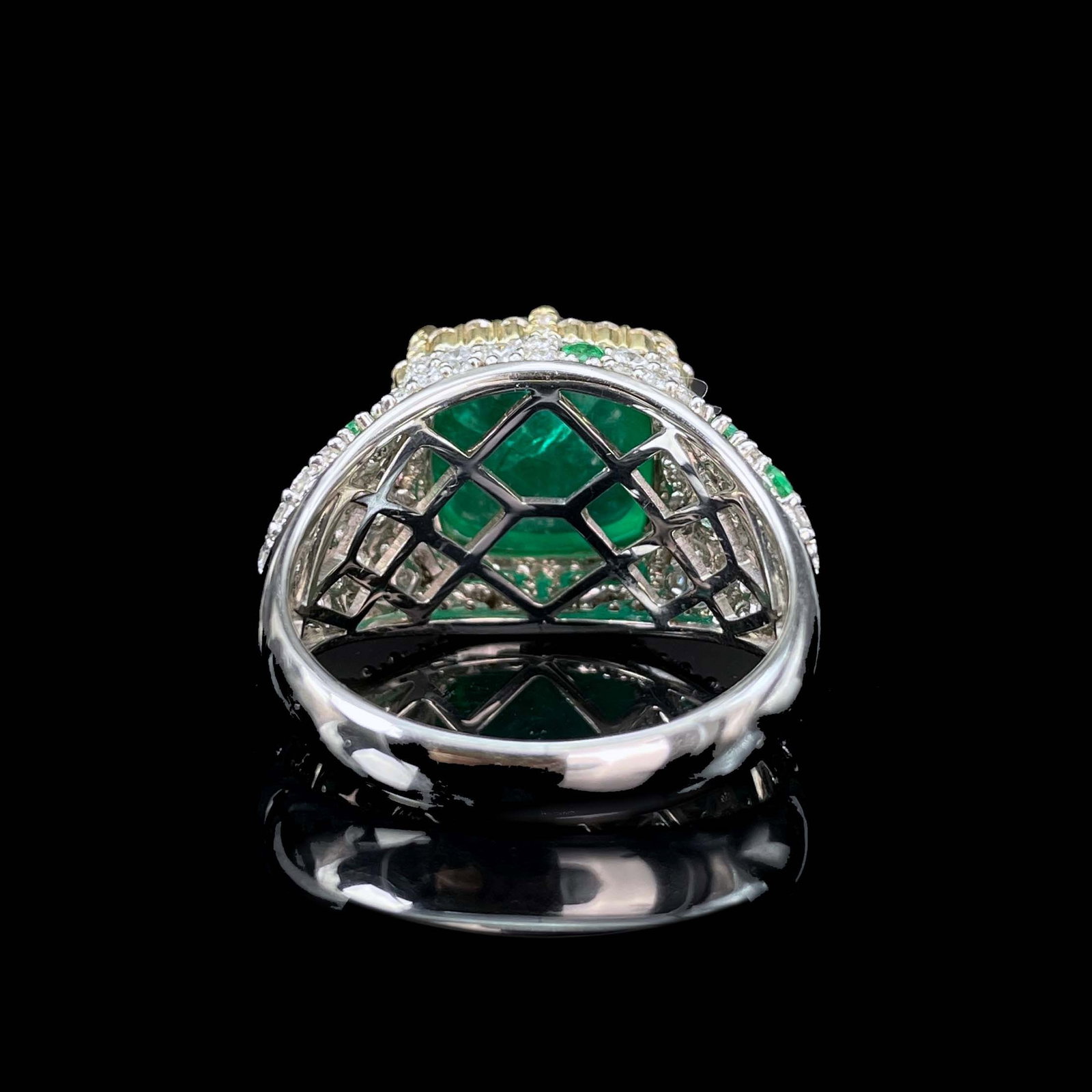 14k Gold 10.04 Ctw Vivid Green Natural Emerald & Diamond Ring - 2