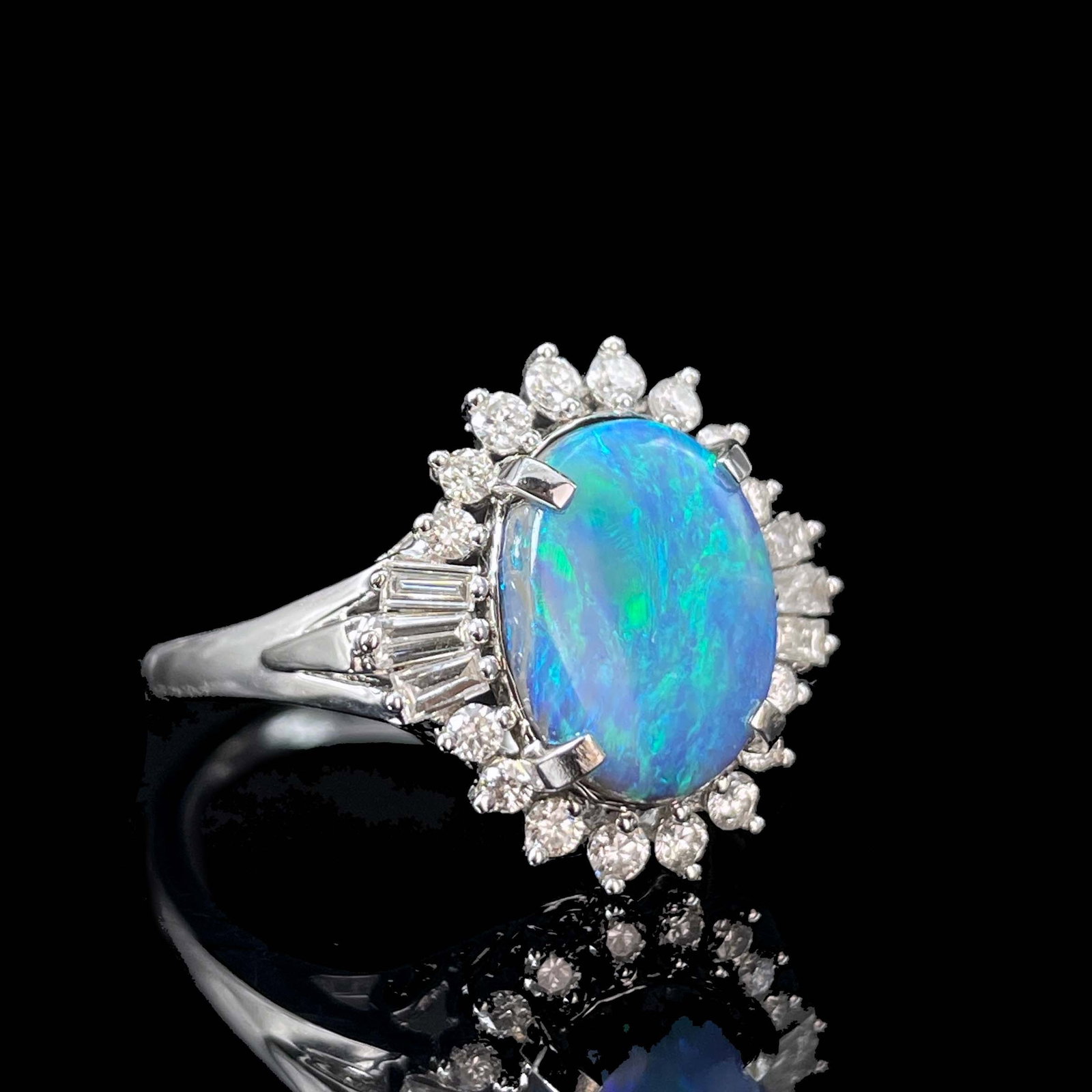 14k Gold 2.92 Ctw Natural Opal & Diamond Ring - 3