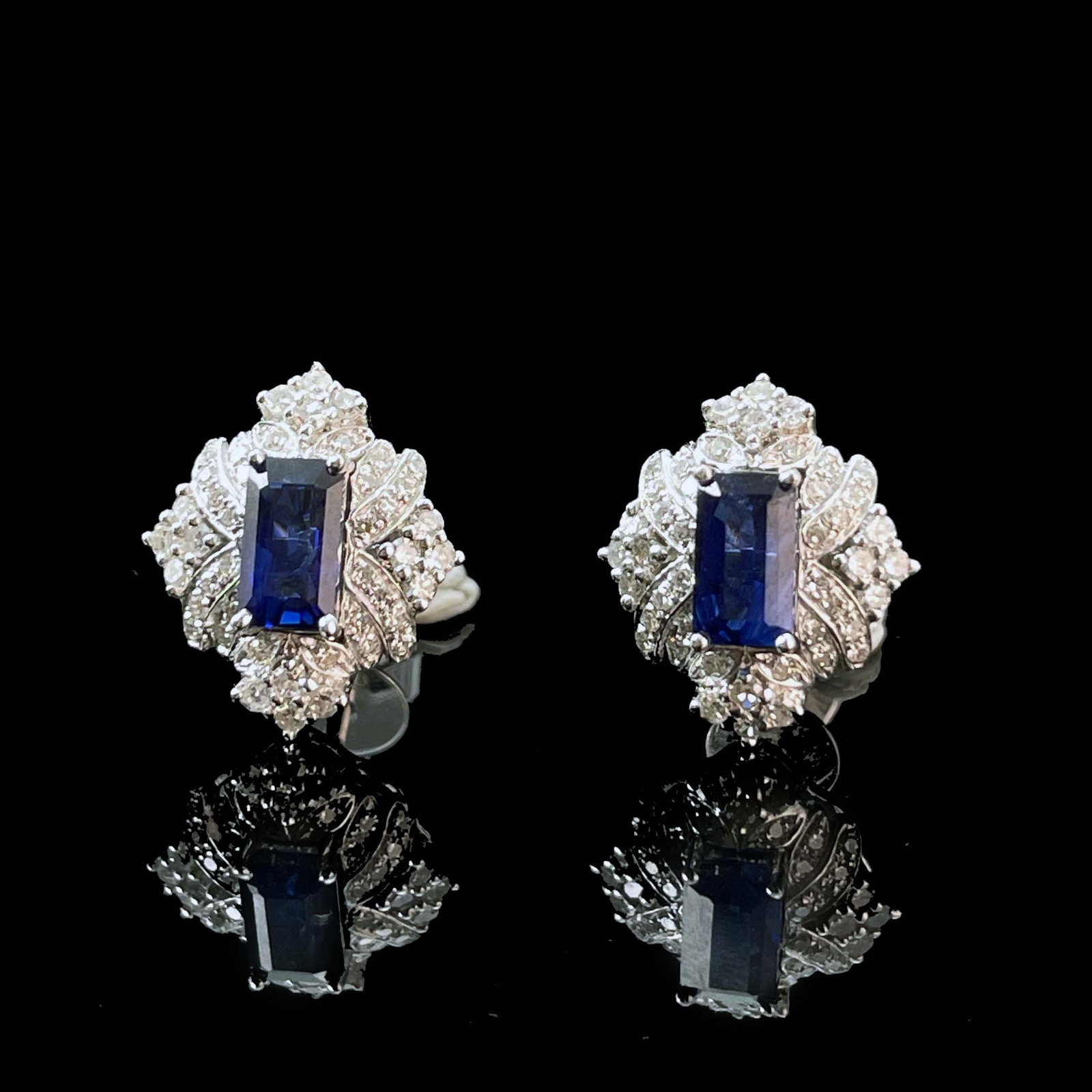 14k Gold 1.04 Ctw Natural Sapphire & Diamond Earrings - 2