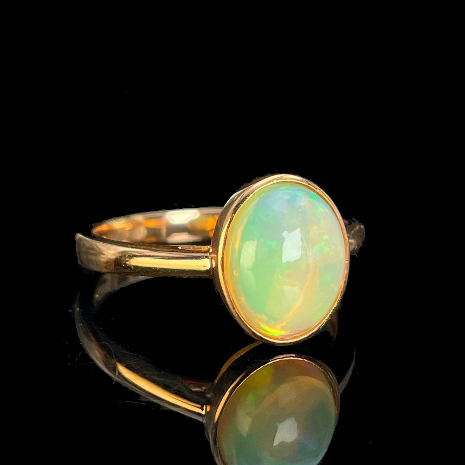 14k Gold 1.65 Ct Natural Opal Ring - 4
