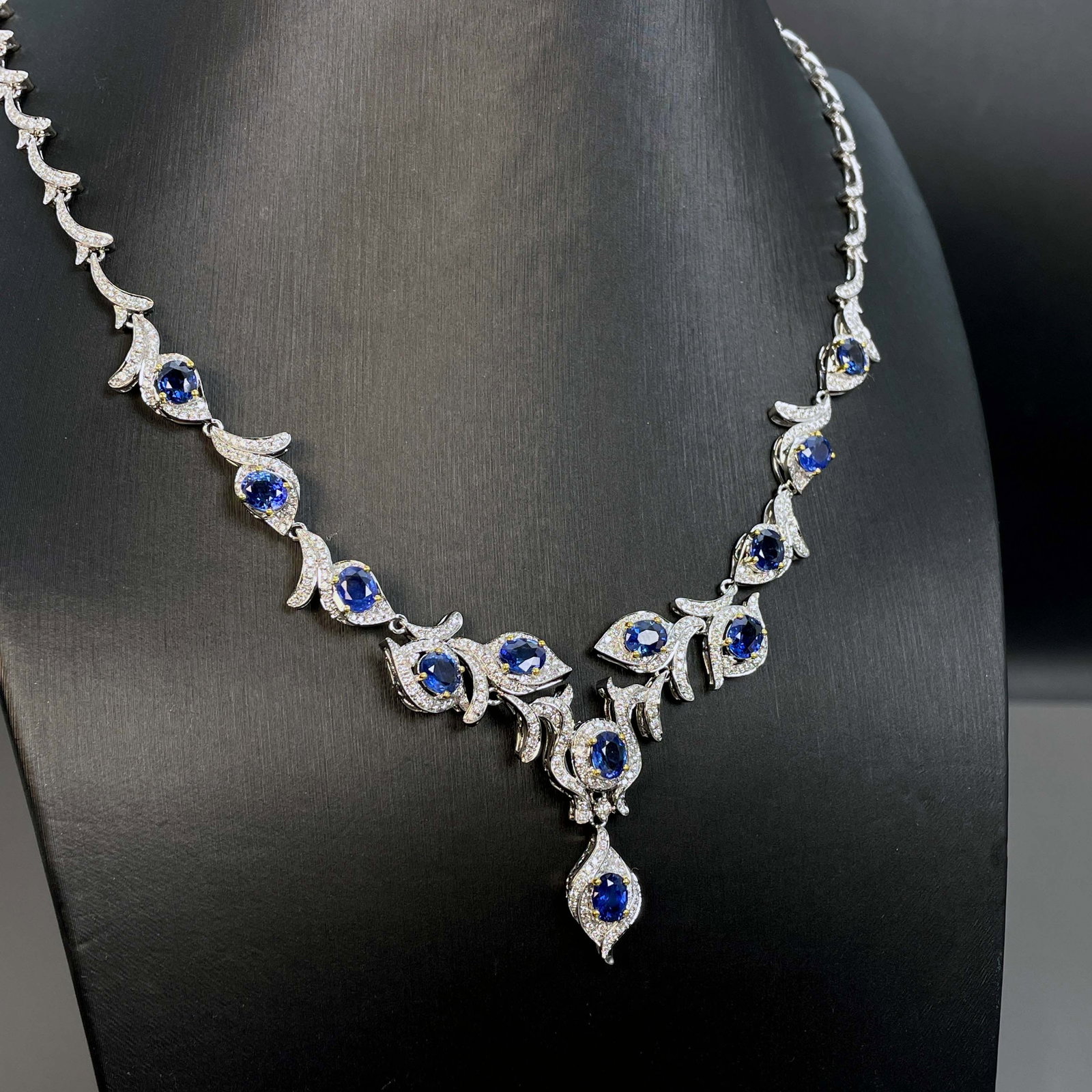 14k Gold 9.71 Ctw Vivid Blue Natural Sapphire & Diamond Necklace - 3