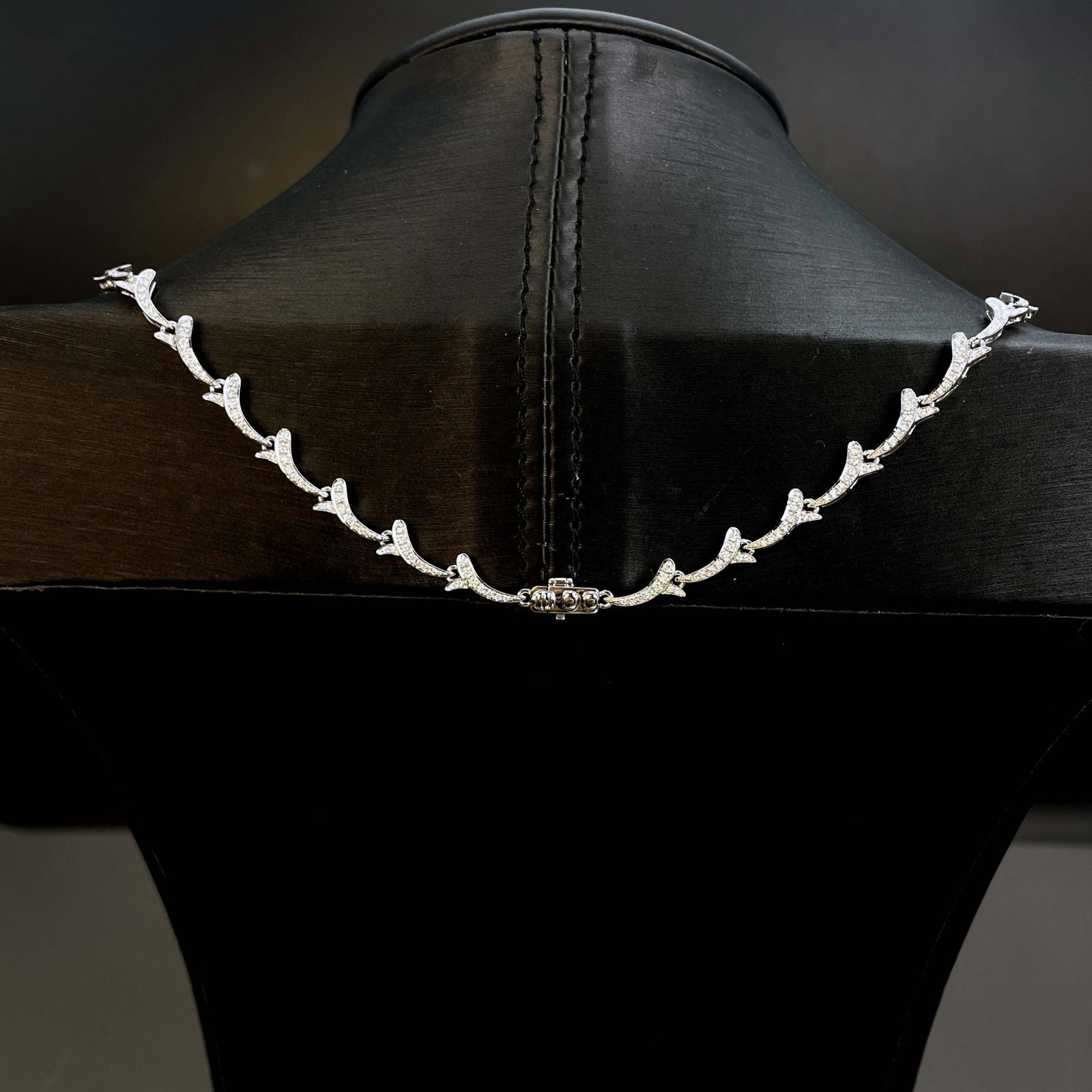 14k Gold 9.71 Ctw Vivid Blue Natural Sapphire & Diamond Necklace - 4