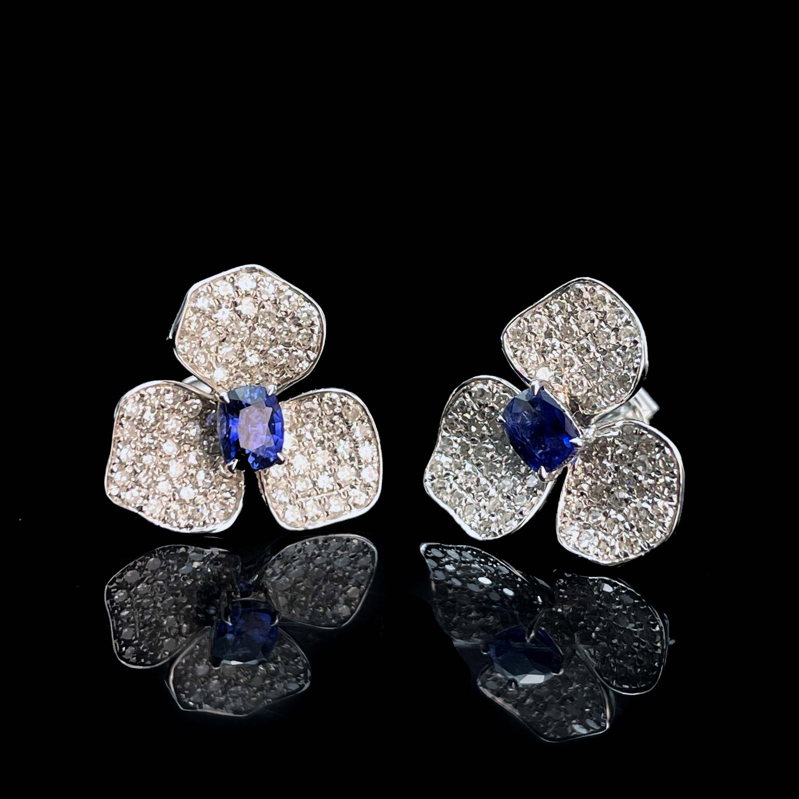 14k Gold 1.26 Ctw Natural Sapphire & Diamond & Flowers Earrings - 2