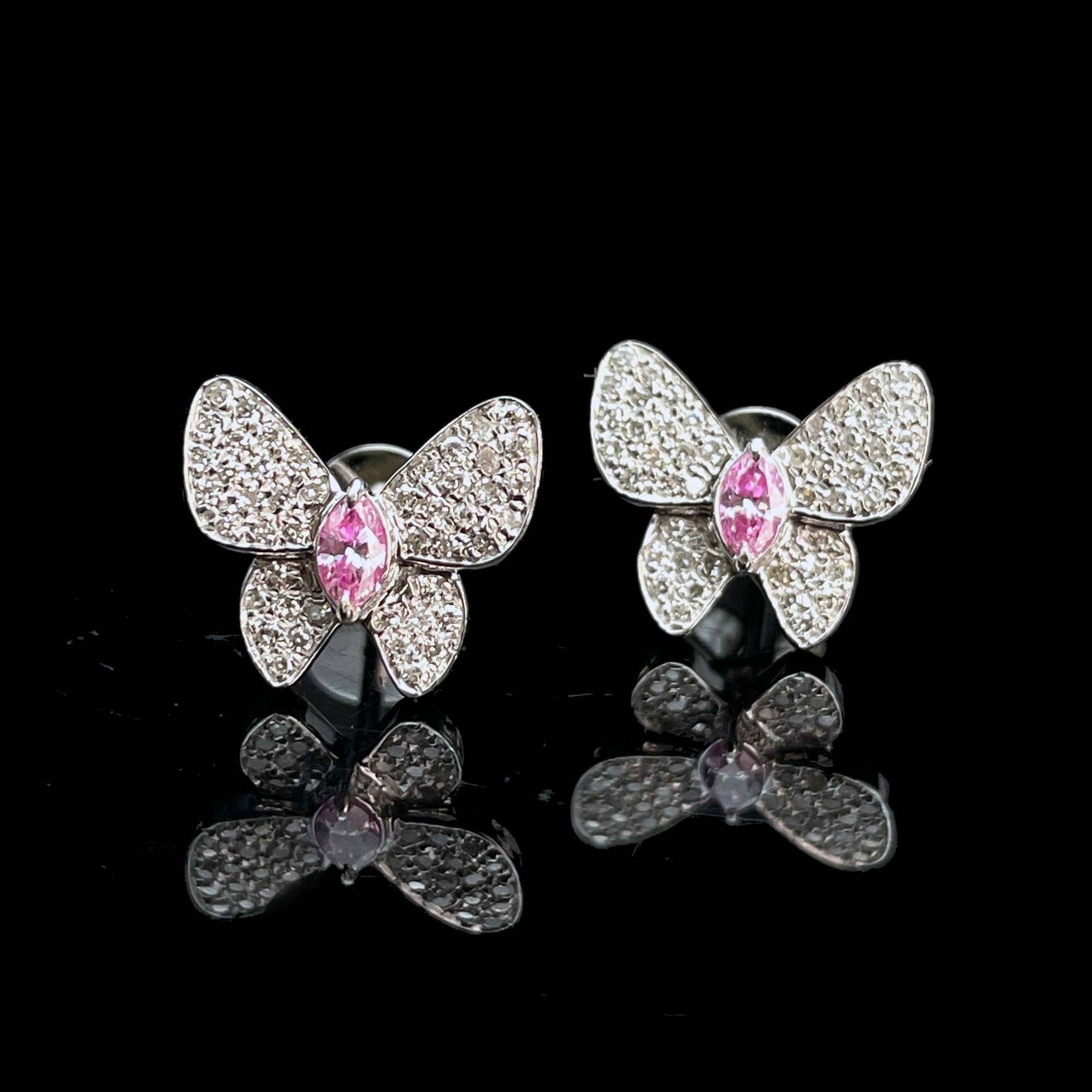 14k Gold 0.30 Ctw Natural Pink Diamond & Diamond & Butterfly Earrings: Ref:230943157 // gold content:14k gold // main gemstone:pink diamond // shape:marquise // carat weight:0. 10ct // color:pink // treatment:natural // // adjacent gemstone 2 : diamond // shape:round