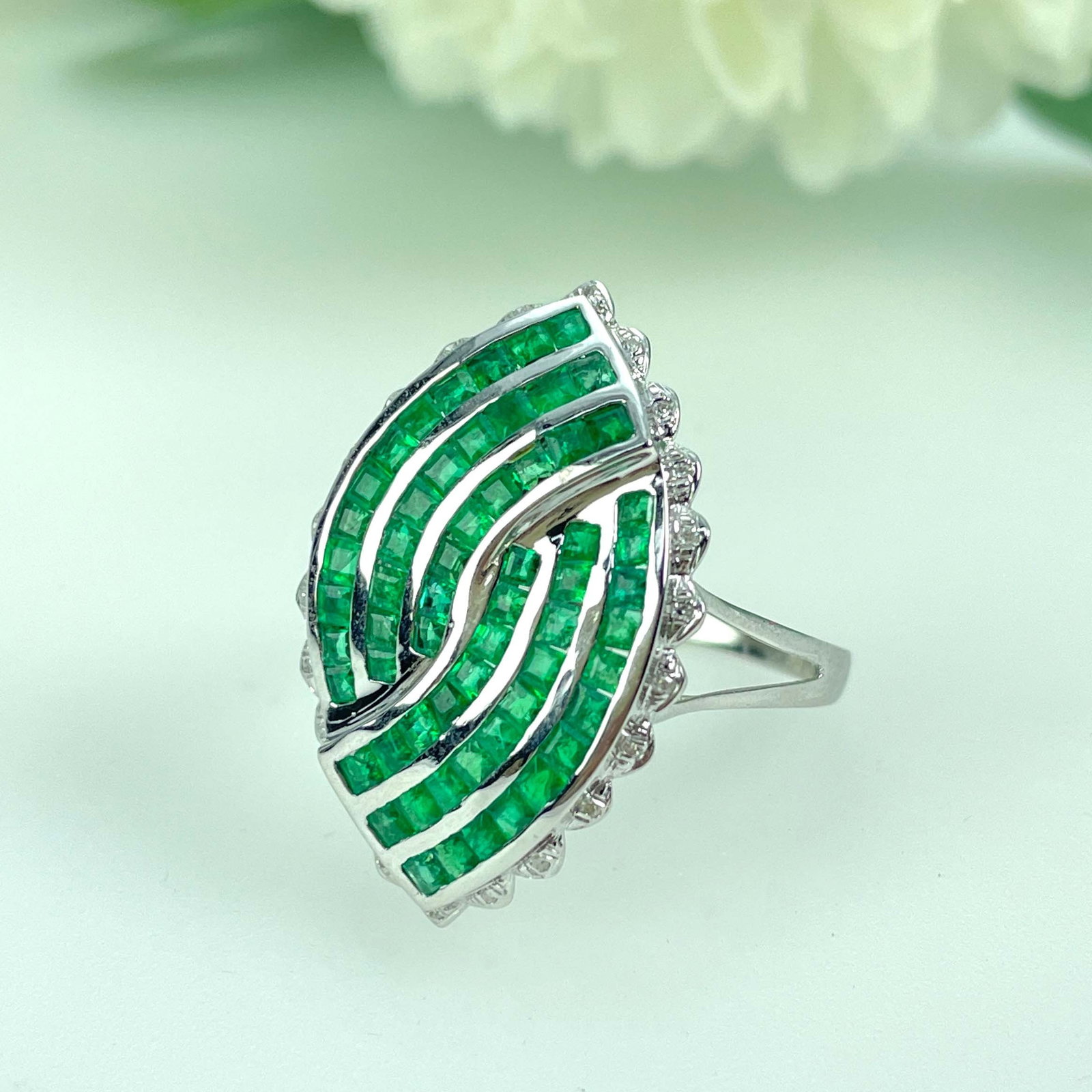 14k Gold 7.26 Ctw Natural Emerald & Diamond Ring - 3