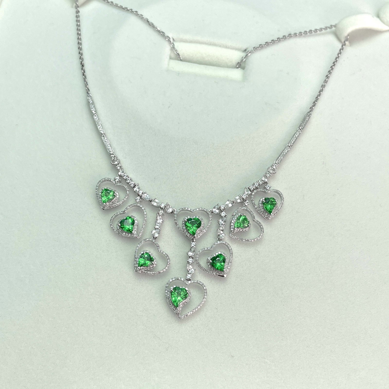 14k Gold 5.45 Ctw Natural Tsavorite & Diamond Necklace - 5