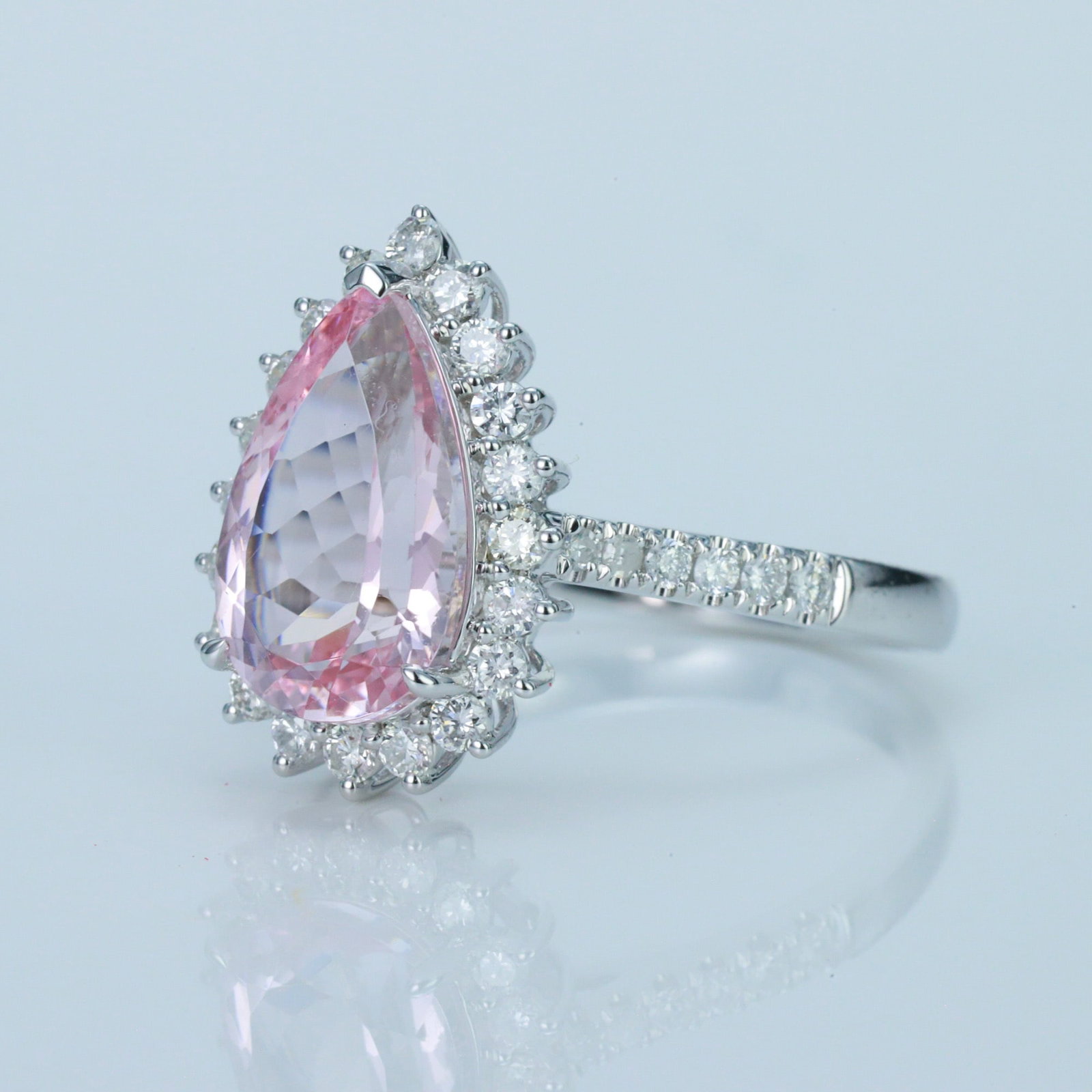 14k Gold 3.17 Ctw Natural Morganite & Diamond Ring - 4