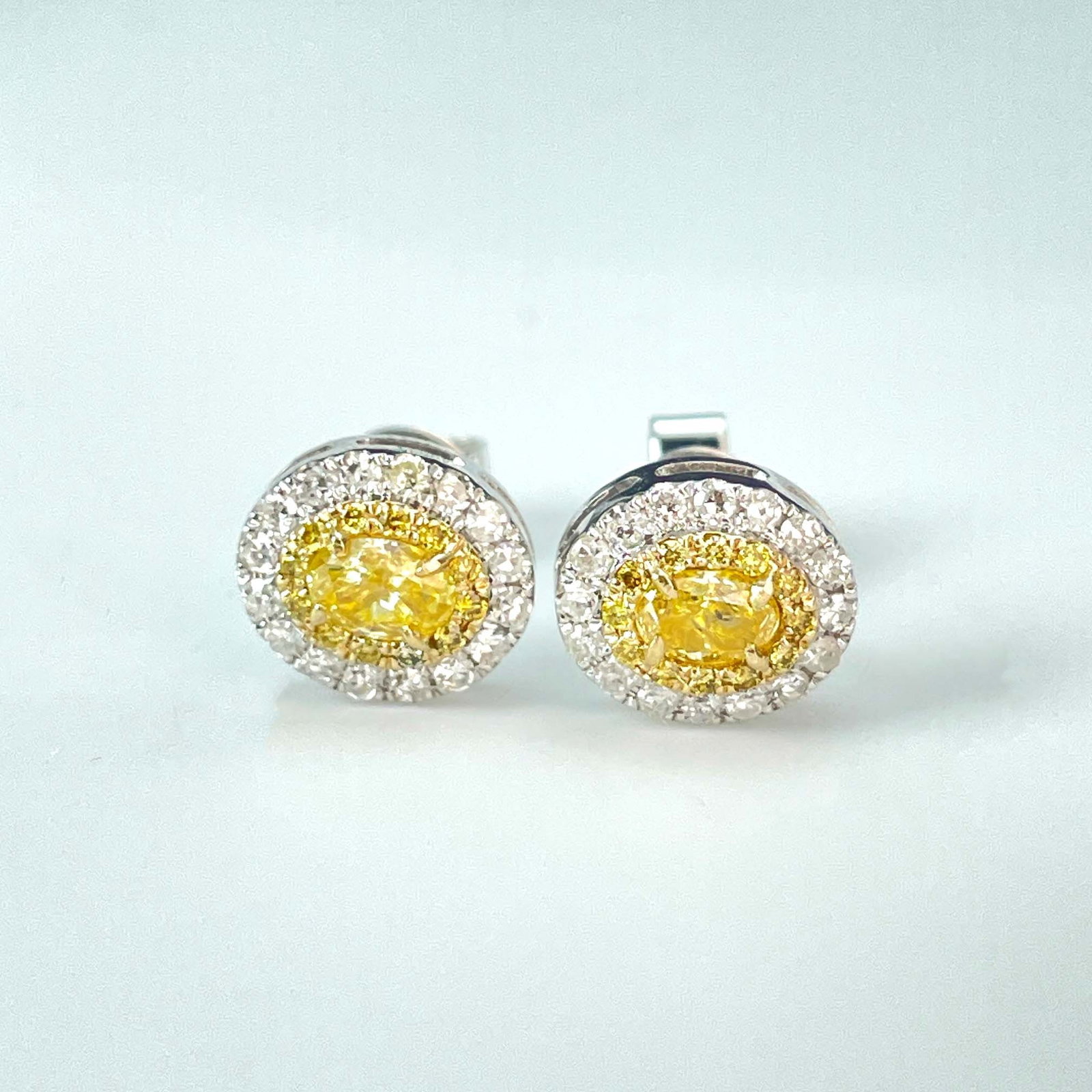 14k Gold 0.72 Ctw Natural Yellow Diamond & Diamond Earrings - 4