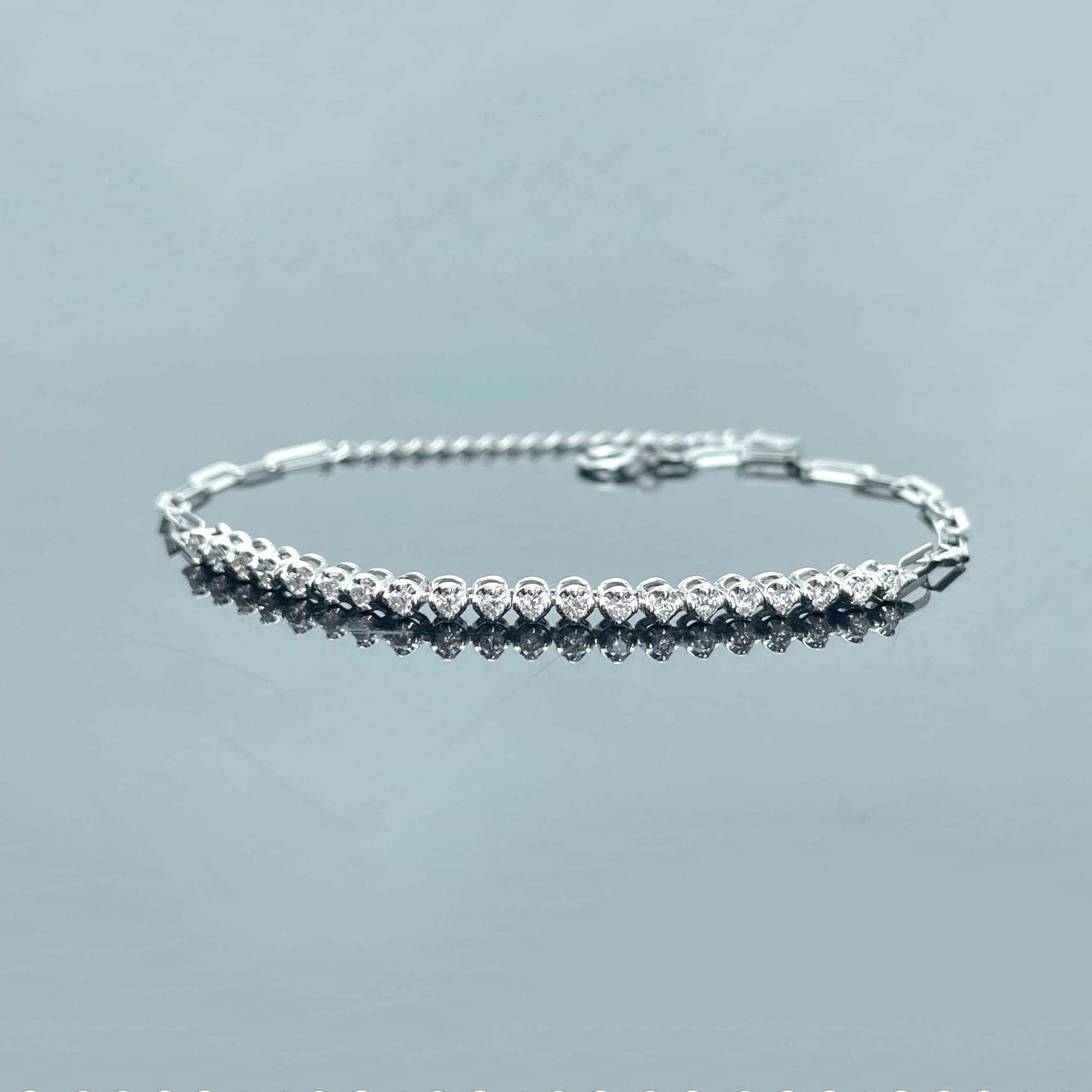 14k Gold 0.32 Ct Natural H Diamond Bracelet - 2