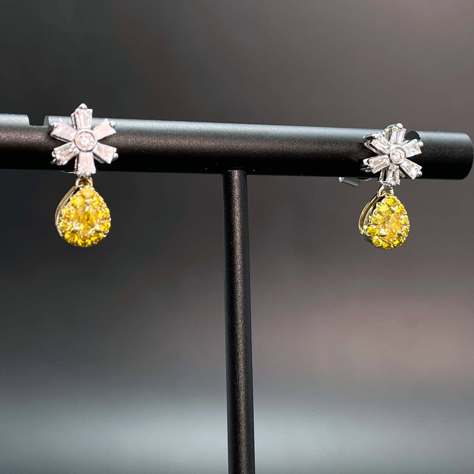 14k Gold 0.74 Ctw Natural Yellow Diamond & Diamond Earrings - 3