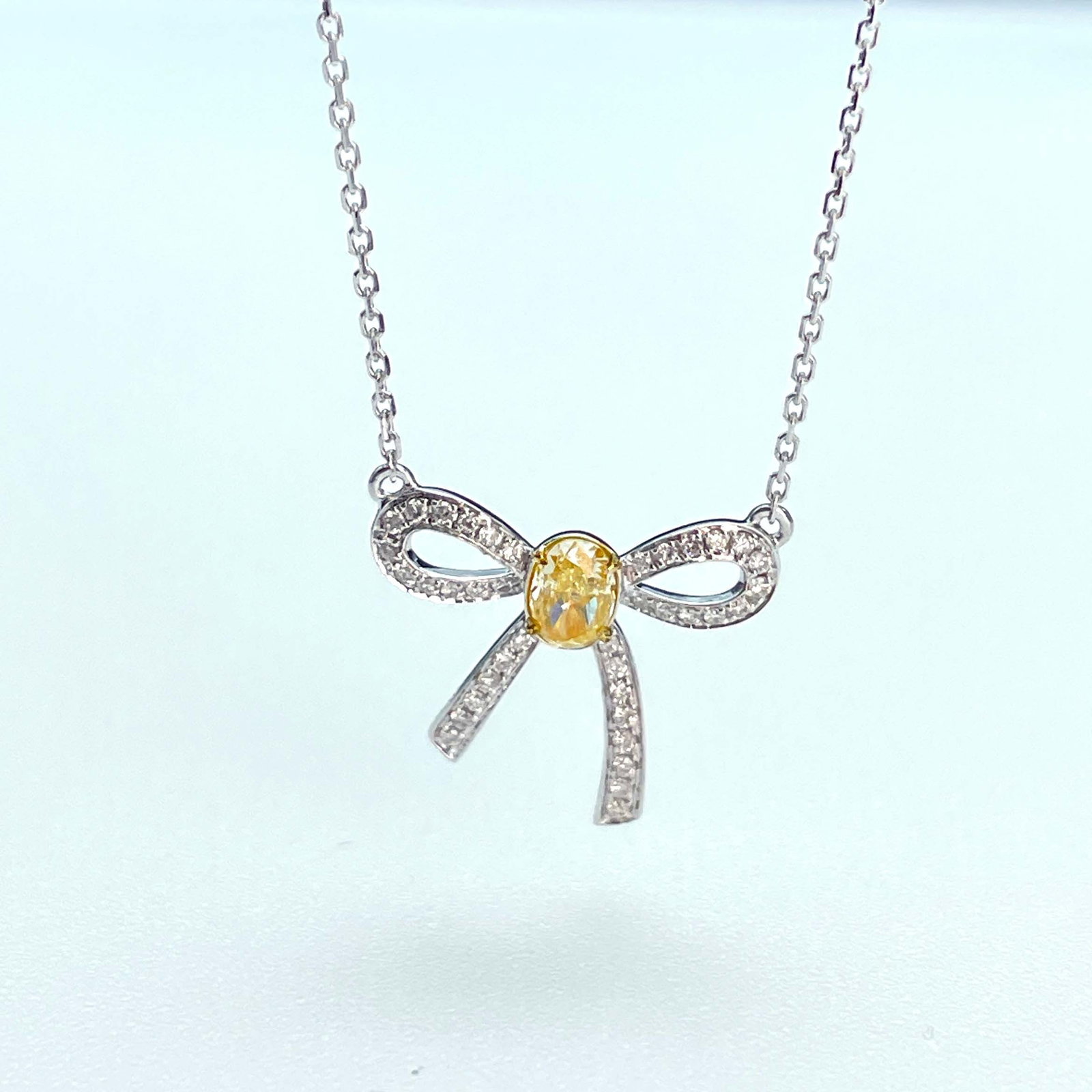 14k Gold 0.38 Ctw Natural Yellow Diamond & Diamond Necklace: Ref:230943267 // gold content:14k gold // main gemstone:yellow diamond // shape:oval // carat weight:0. 27ct // color:yellow // treatment:natural // // adjacent gemstone 2 : diamond // shape:round
