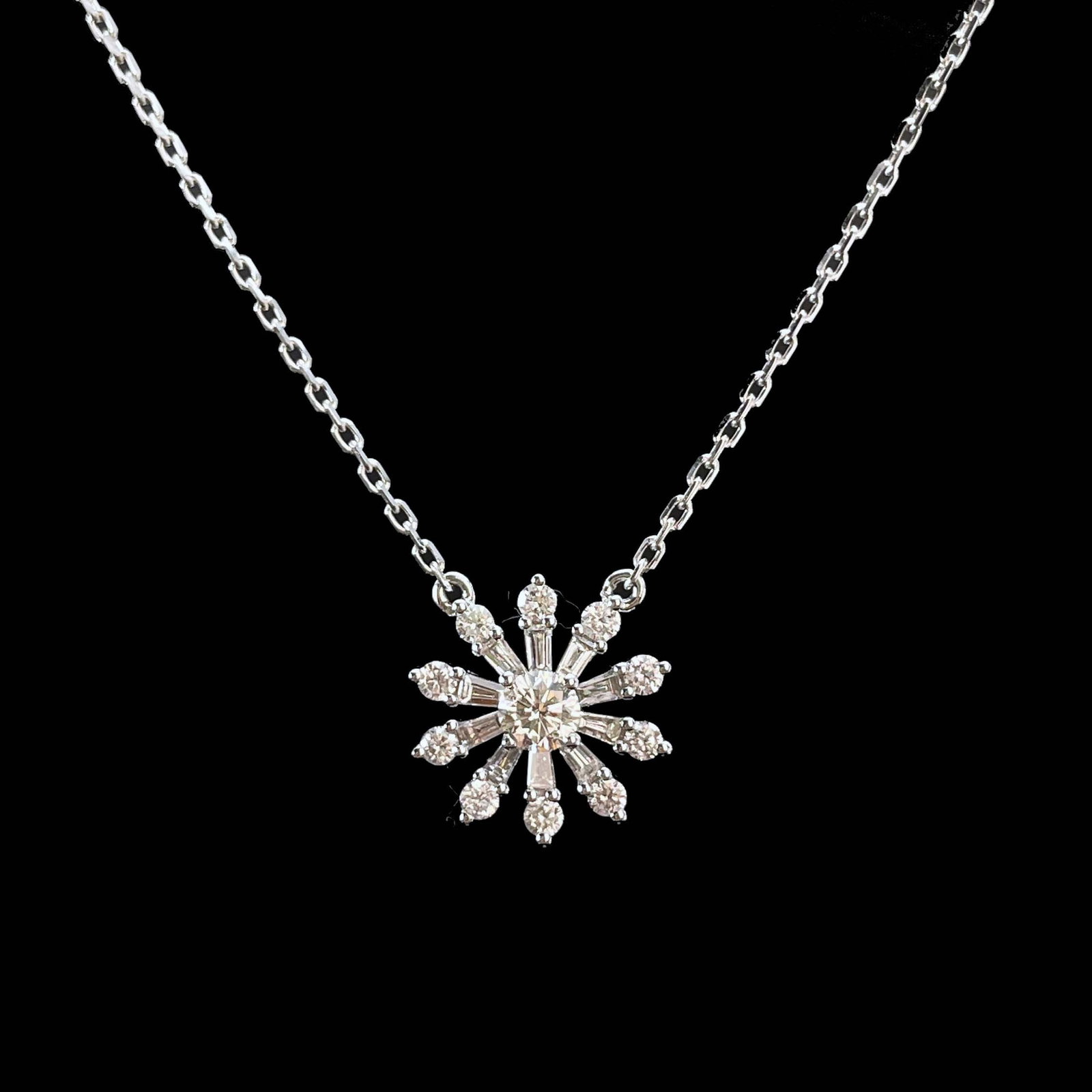 14k Gold 0.55 Ctw Natural H Diamond Necklace: Ref:230943286 // gold content:14k gold // main gemstone:diamond // shape:round // carat weight:0. 16ct // clarity grade:vs-si // color:h // treatment:natural // cut grade:g // // adjacent gemstone