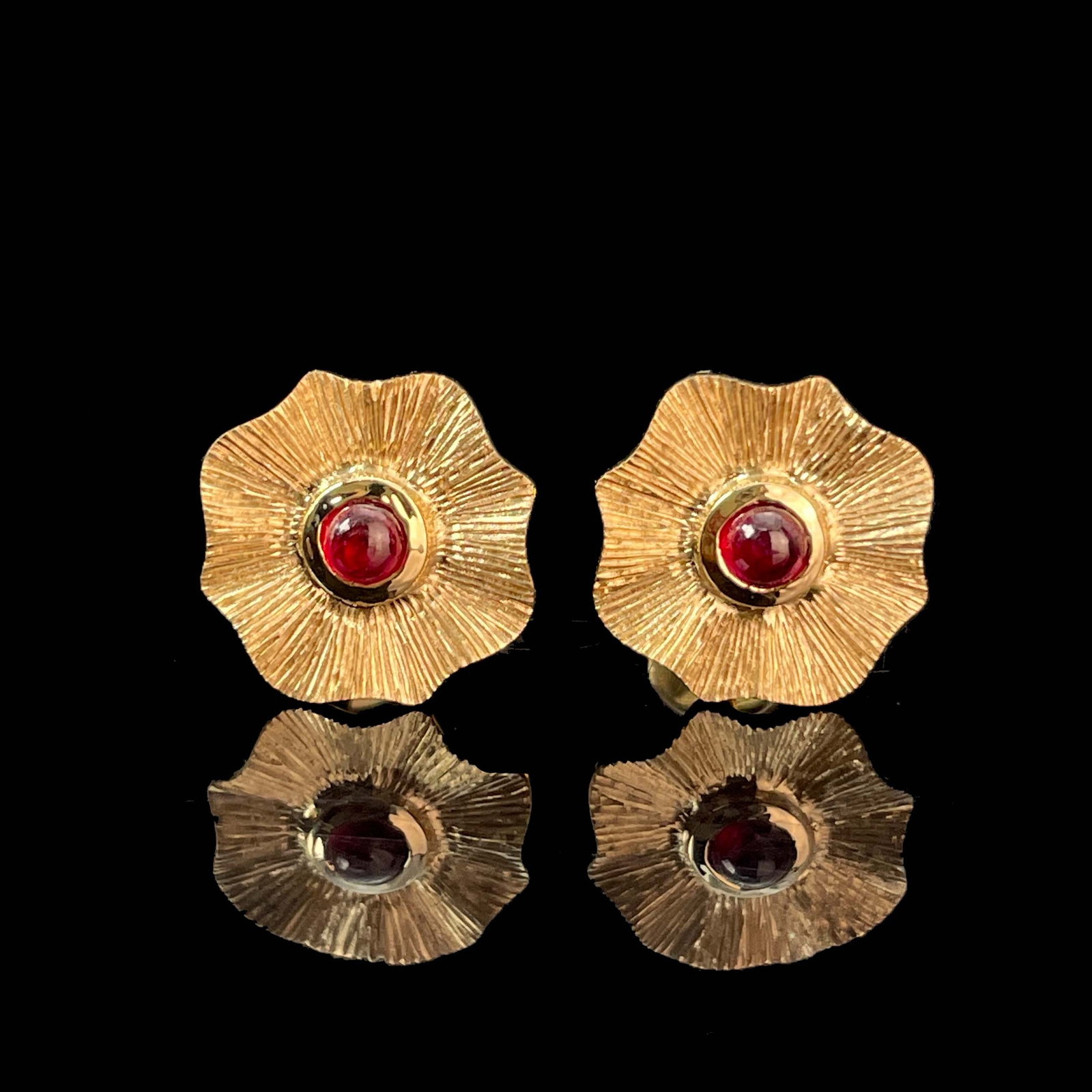 14k Gold 0.22 Ct Vivid Red Natural Ruby Earrings - 2