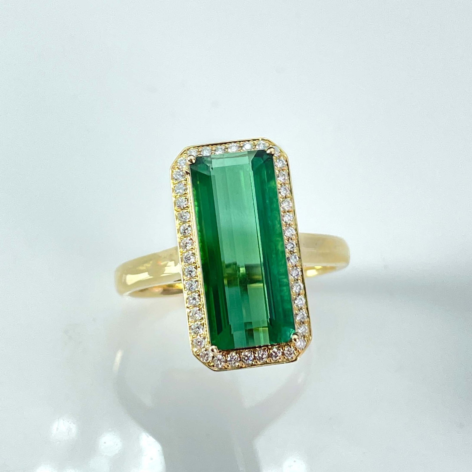 14k Gold 5 Ct Natural Tourmaline & Diamond Ring - 2