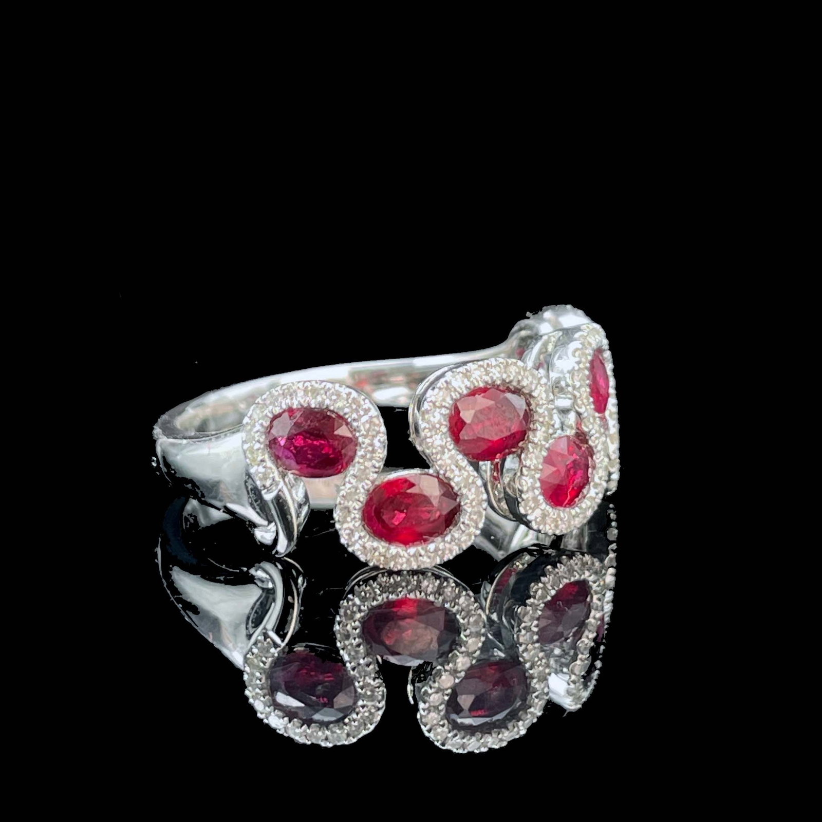 14k Gold 1.83 Ctw Natural Ruby & Diamond Ring - 2