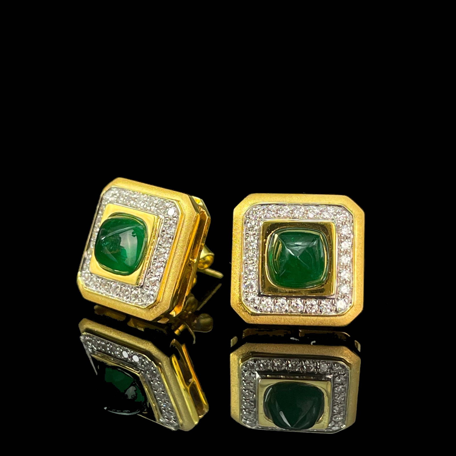 14k Gold 1.52 Ctw Vivid Green Natural Emerald & Diamond Earrings - 4