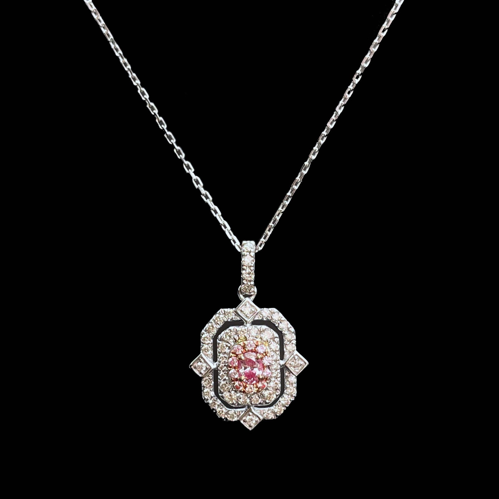 14k Gold 0.45 Ctw Natural Pink Diamond & Diamond Necklace: Ref:230943473 // gold content:14k gold // main gemstone:pink diamond // shape:oval // carat weight:0. 12ct // color:pink // treatment:natural // // adjacent gemstone 2 : diamond // shape:round //