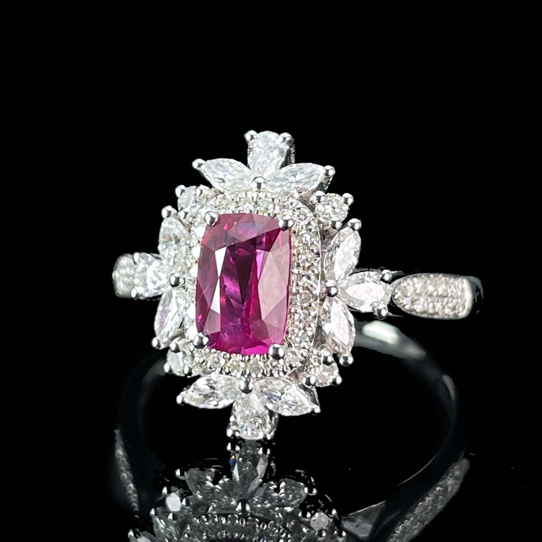 14k Gold 1.02 Ct Natural Sapphire & Diamond Ring - 4