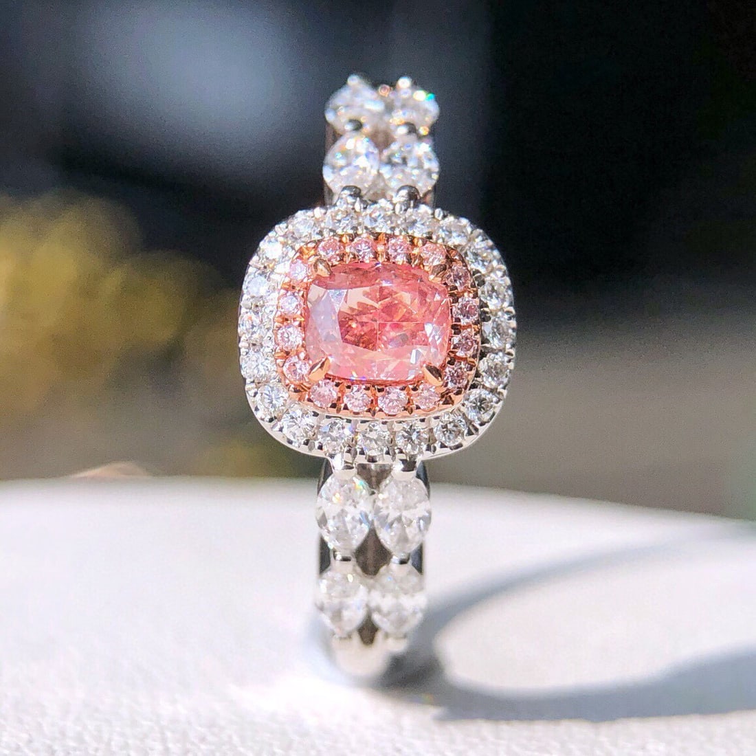 14k Gold 0.61 Ctw Natural Pink Diamond & Diamond Ring - 4
