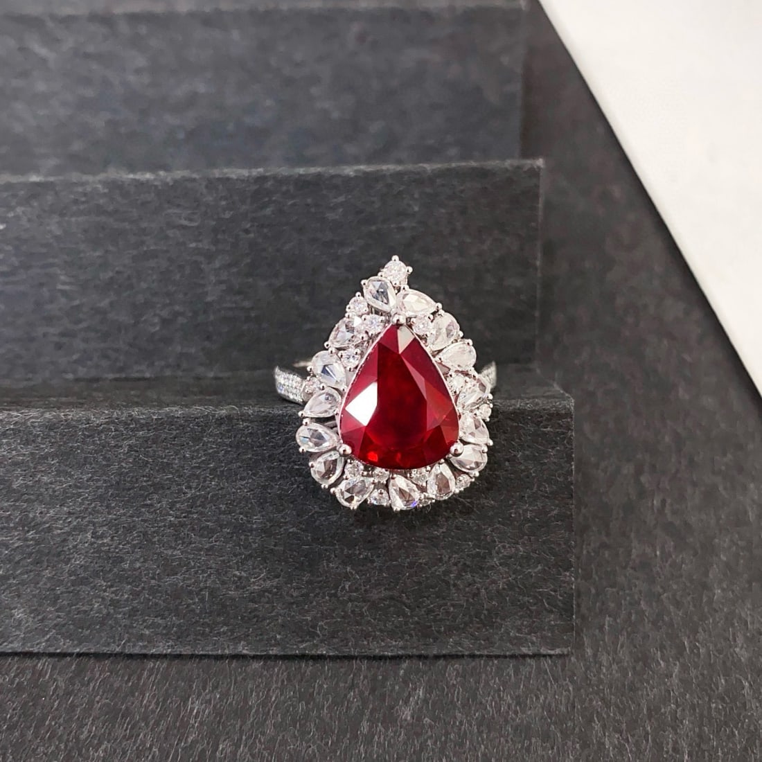 14k Gold 5.69 Ctw Vivid Red Natural Tourmaline & Diamond Ring/pendant( Without Chain ) - 6