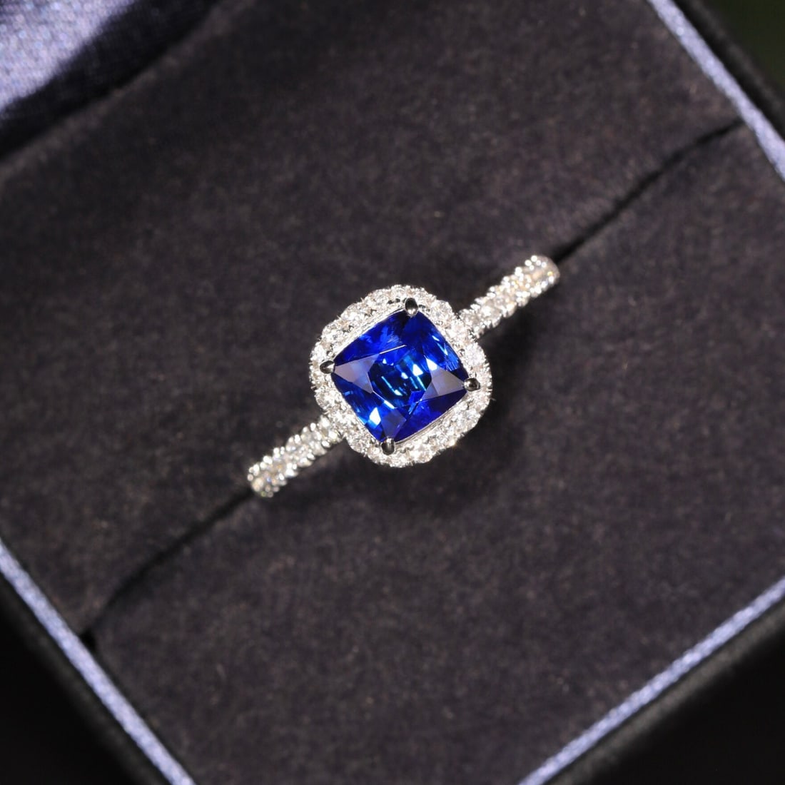 14k Gold 1.14 Ct Natural Sapphire & Diamond Ring - 9