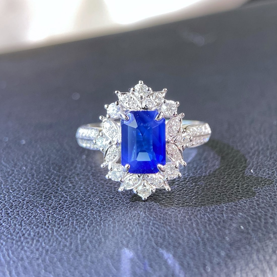 14k Gold 2.51 Ctw Natural Sapphire & Diamond Ring (1 of 5)