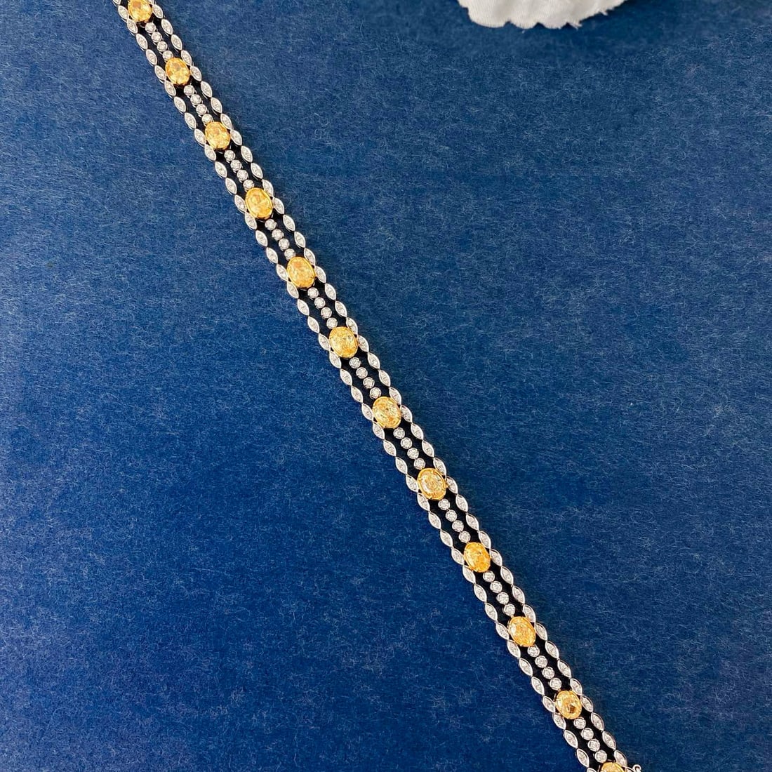 14k Gold 3.94 Ctw Natural Yellow Diamond & Diamond Bracelet - 5