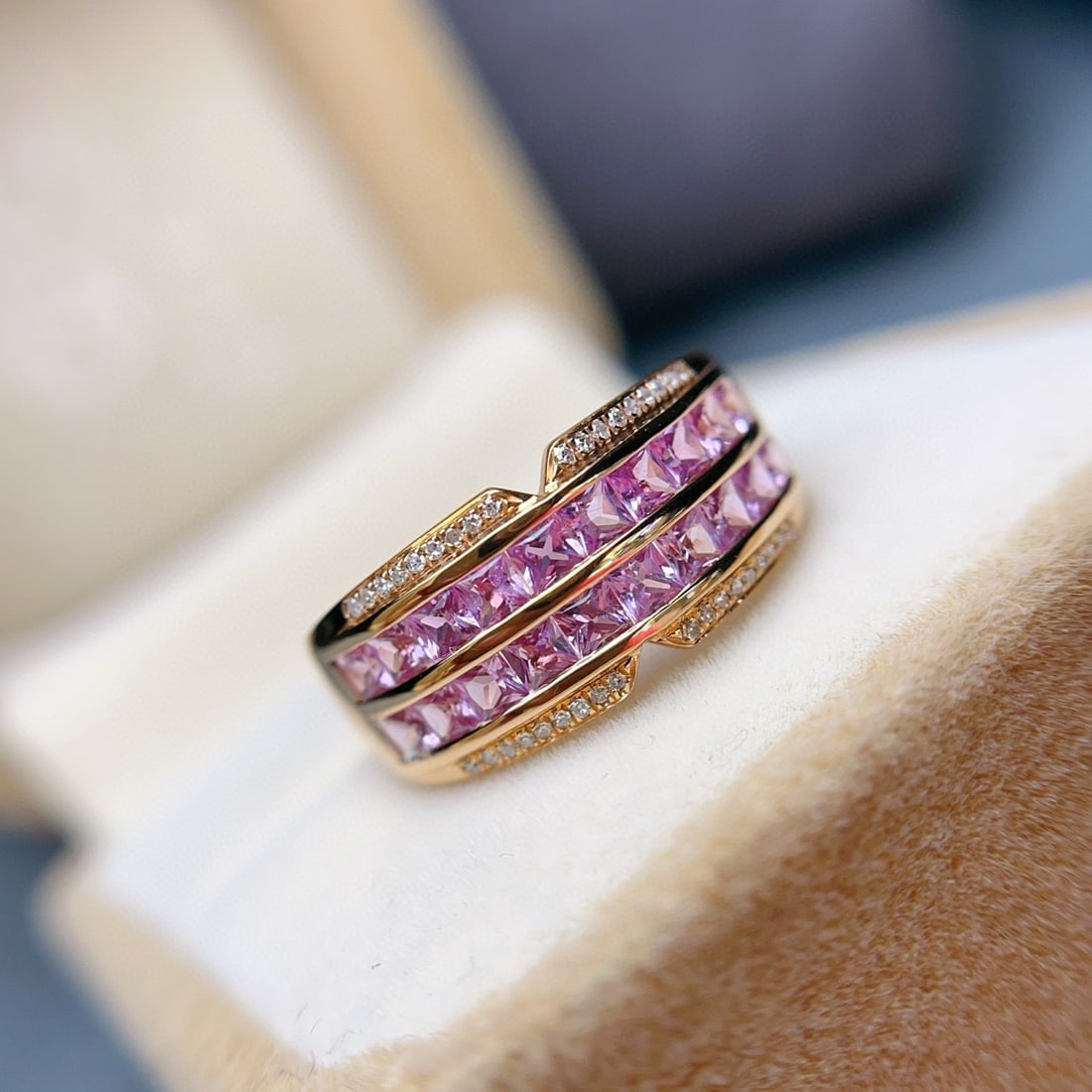 14k Gold 2.30 Ct Natural Padparadscha Sapphire & Diamond Ring - 2