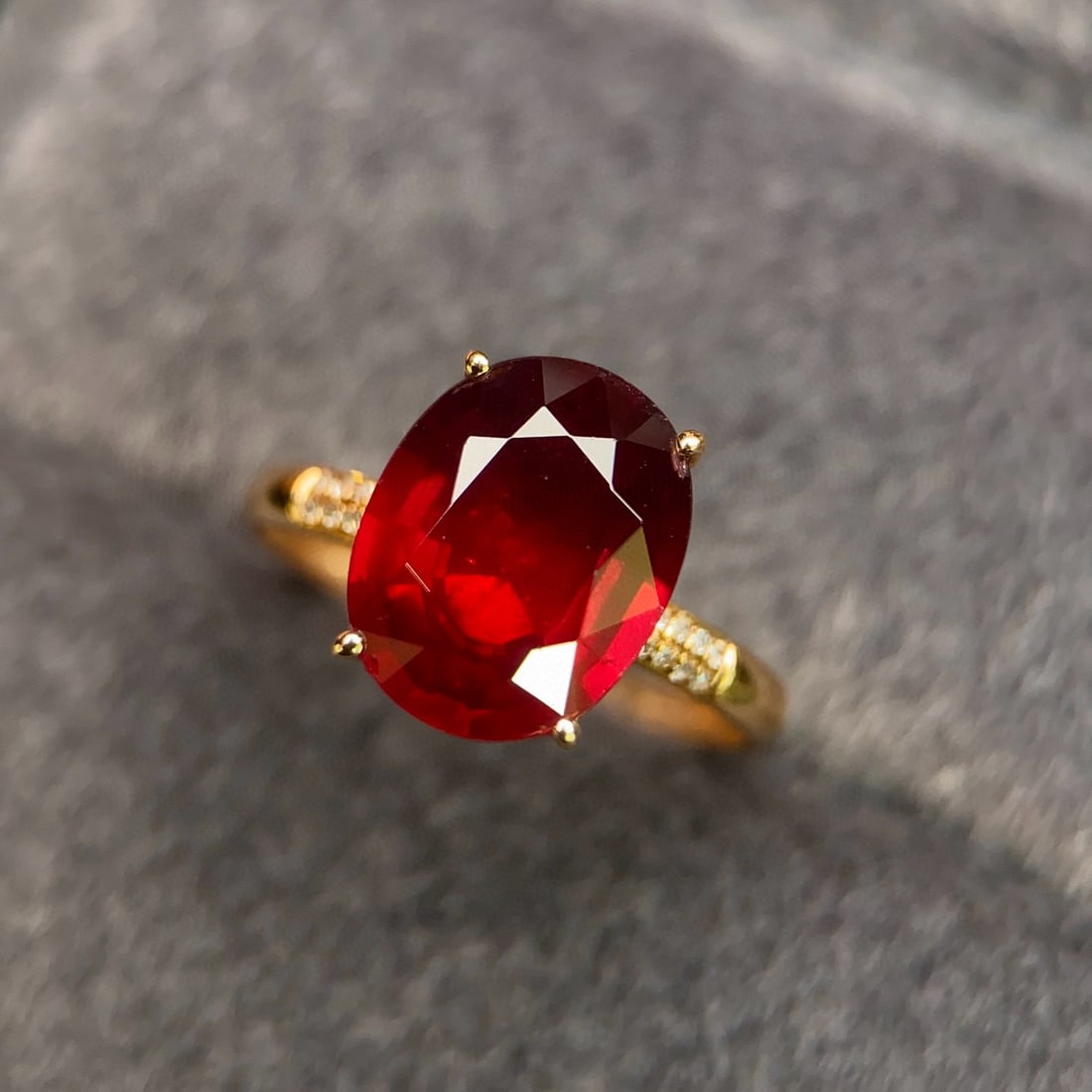 14k Gold 4.70 Ctw Natural Garnet & Diamond Ring - 4